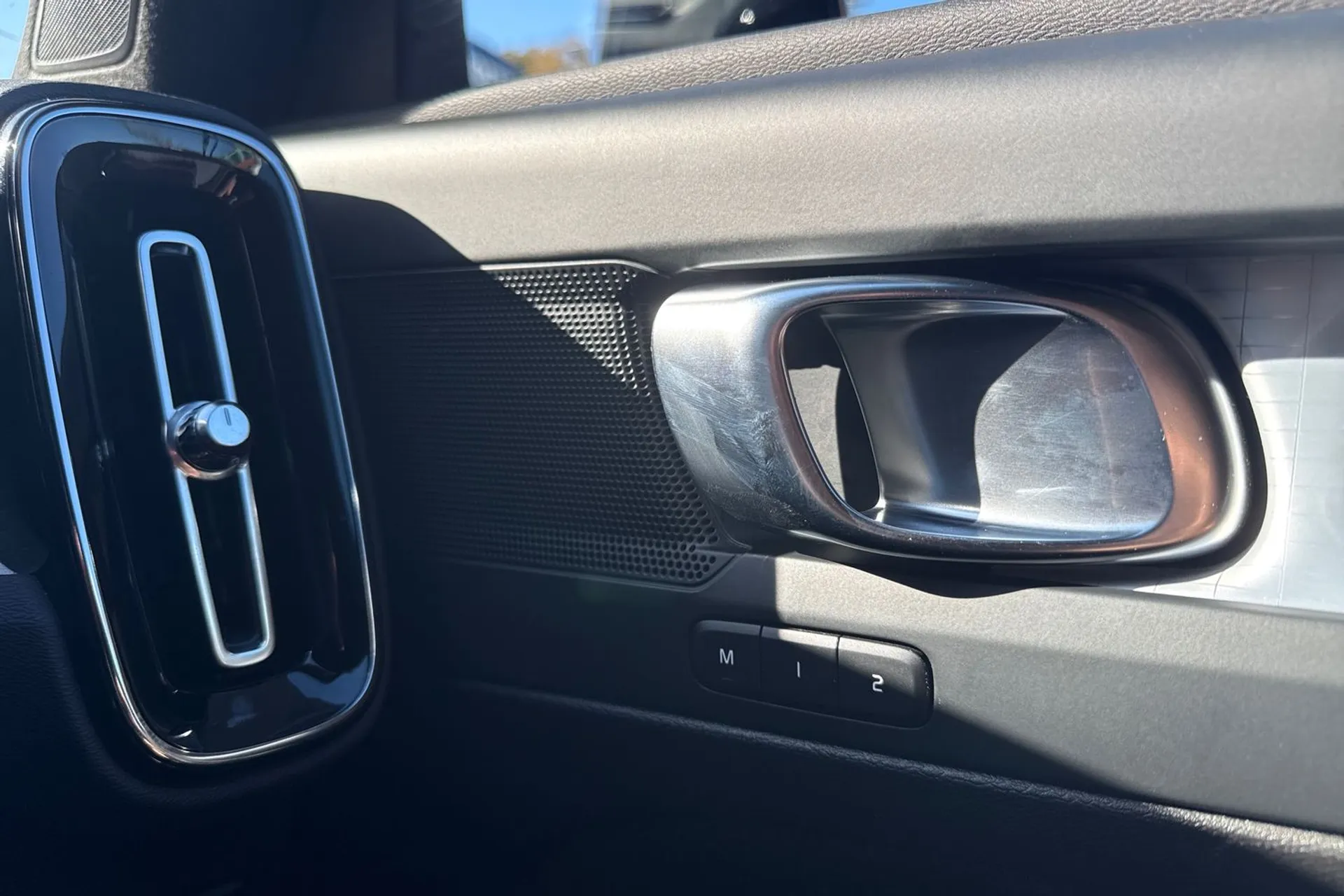 Volvo XC40 thumbnail image number 42