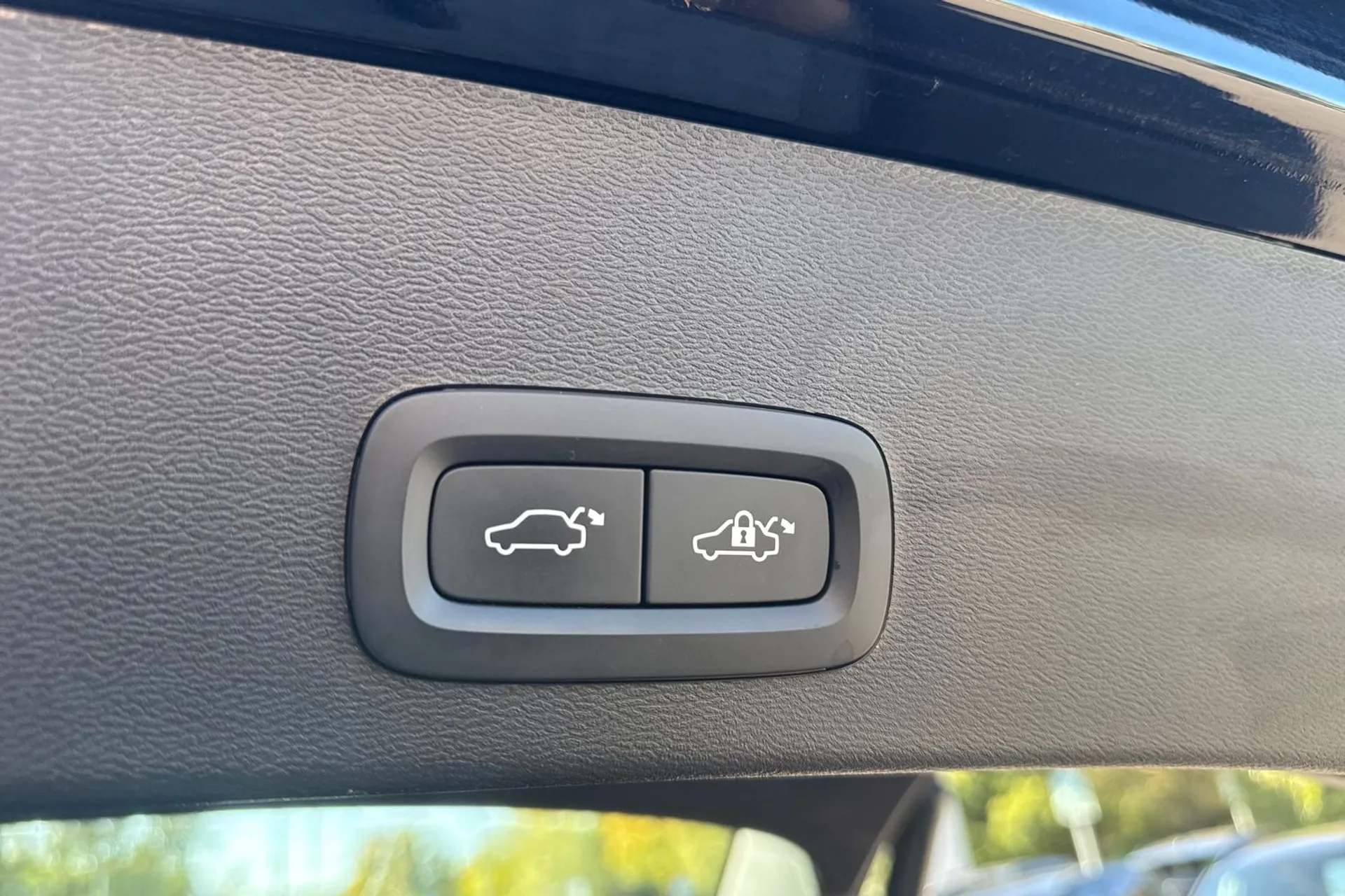 Volvo XC40 thumbnail image number 20