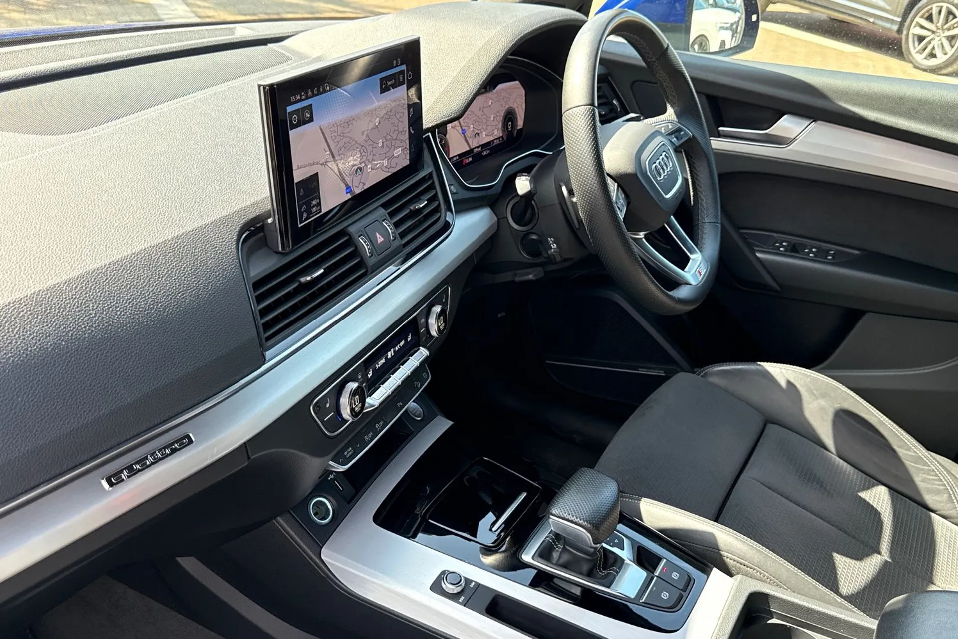 Audi Q5 thumbnail image number 26