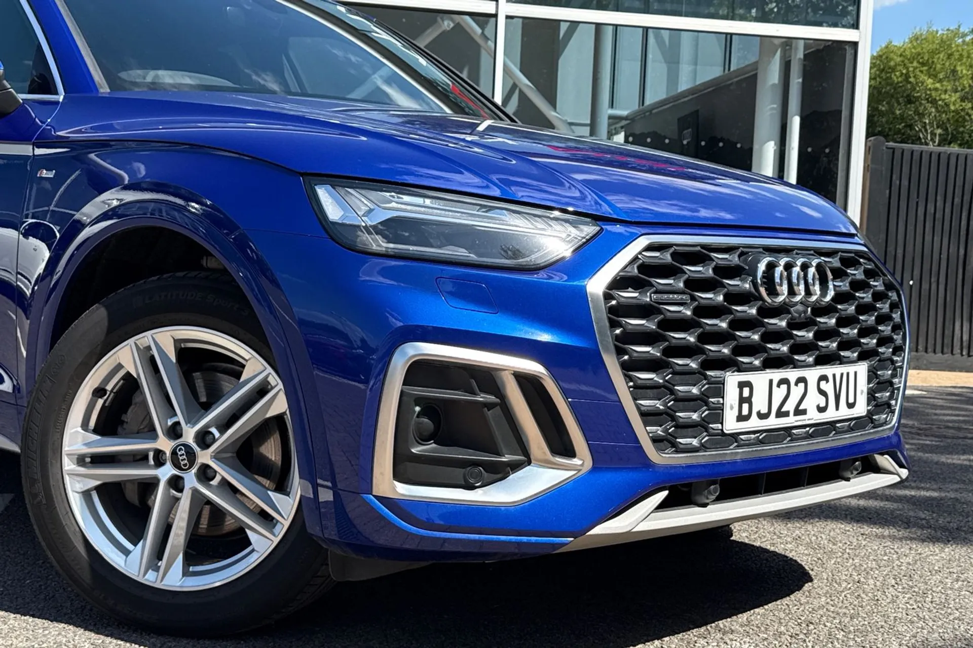 Audi Q5 thumbnail image number 5