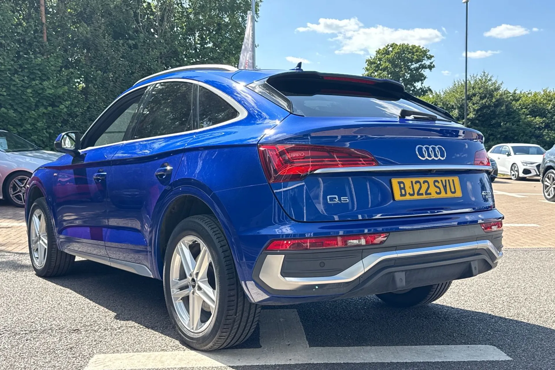 Audi Q5 thumbnail image number 8