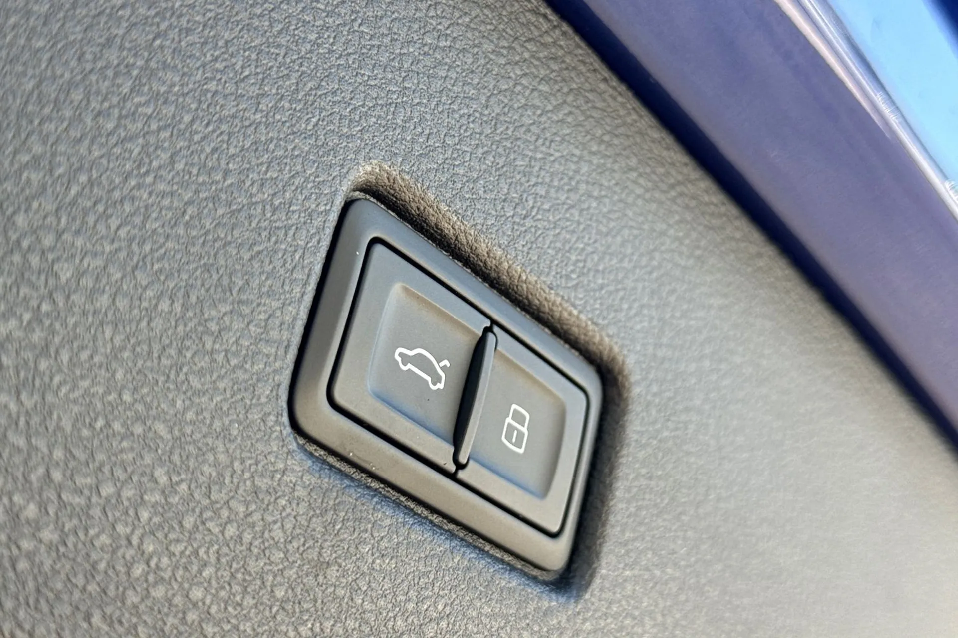 Audi Q5 thumbnail image number 19