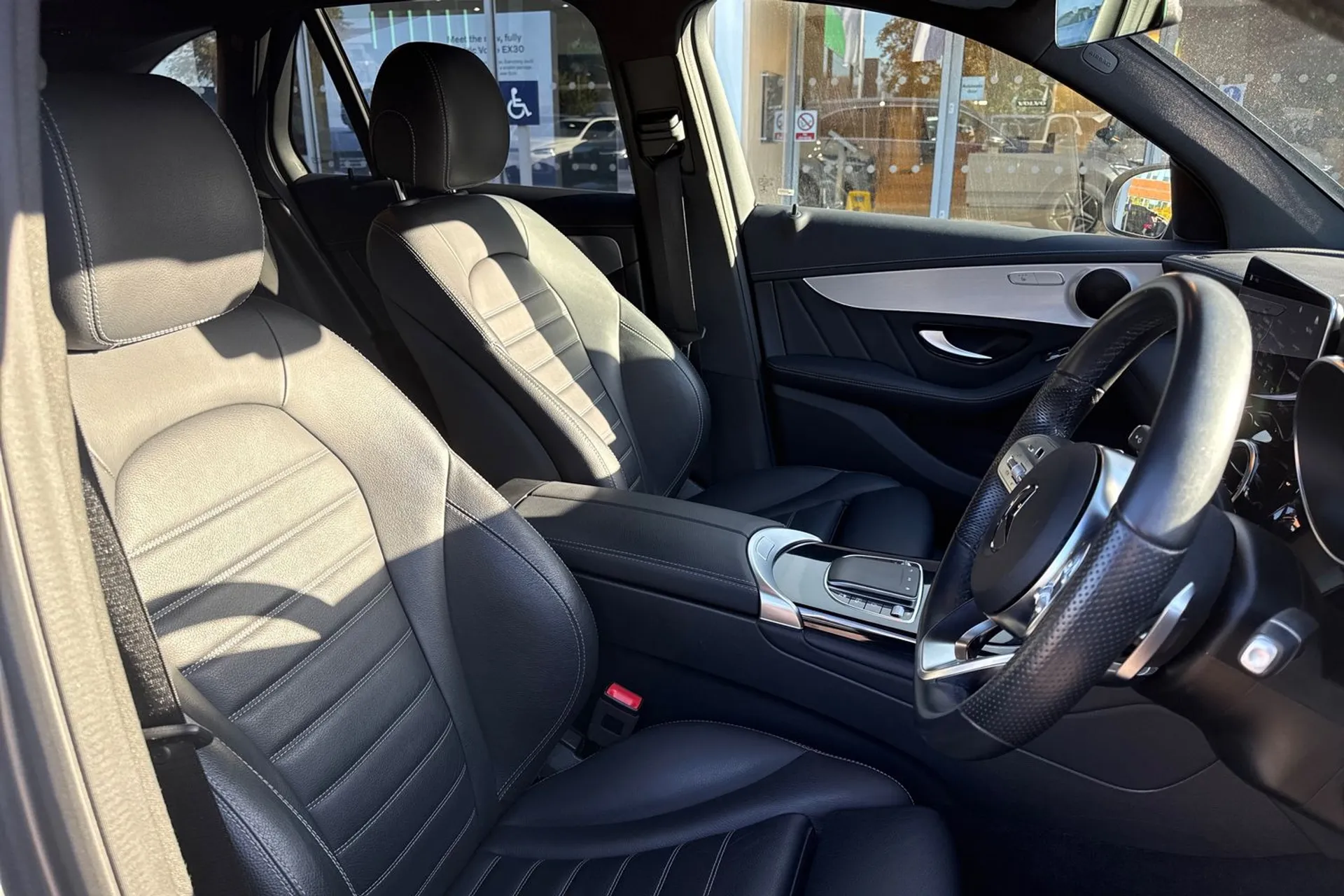 MERCEDES-BENZ GLC thumbnail image number 25