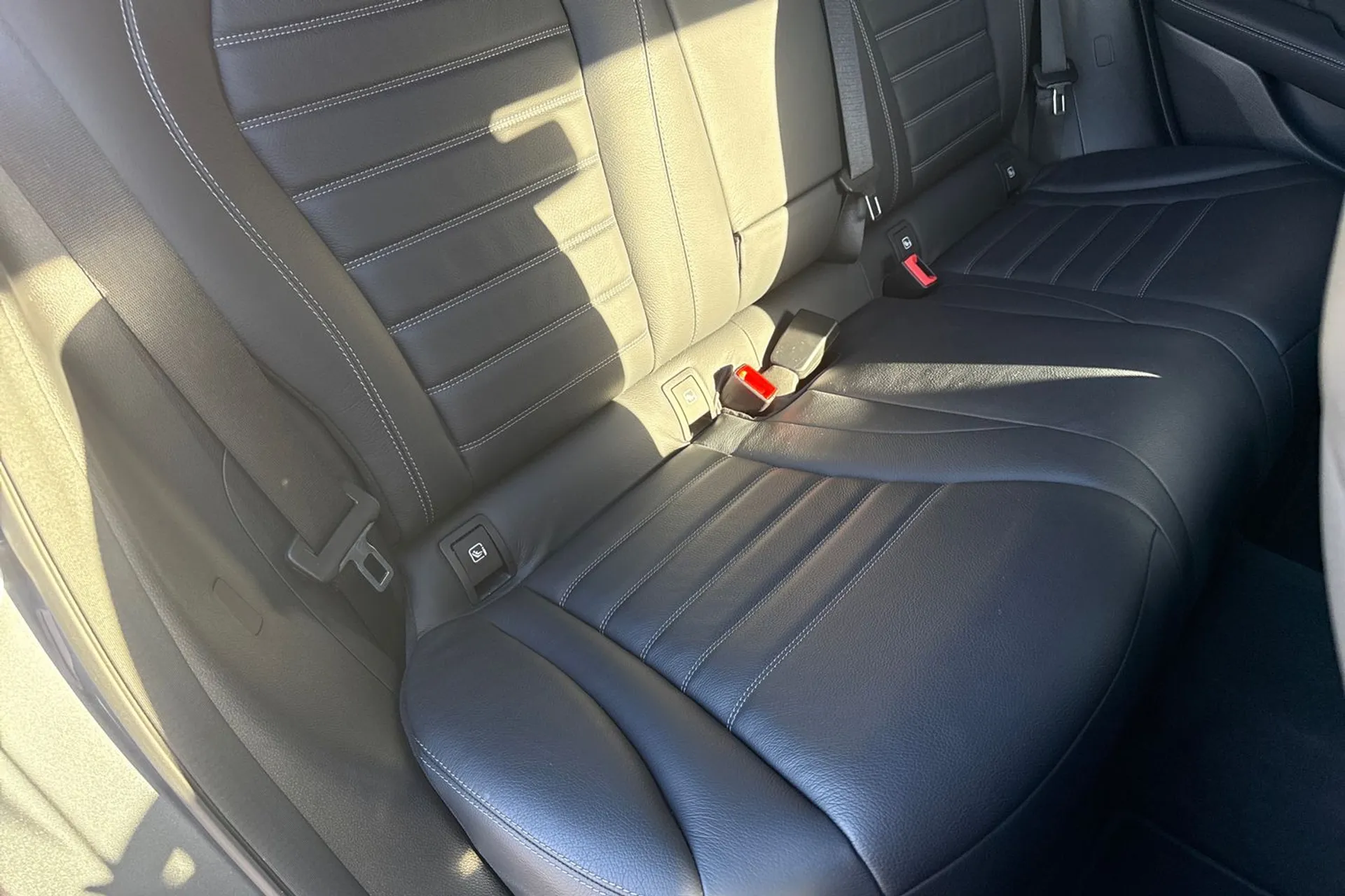 MERCEDES-BENZ GLC thumbnail image number 24