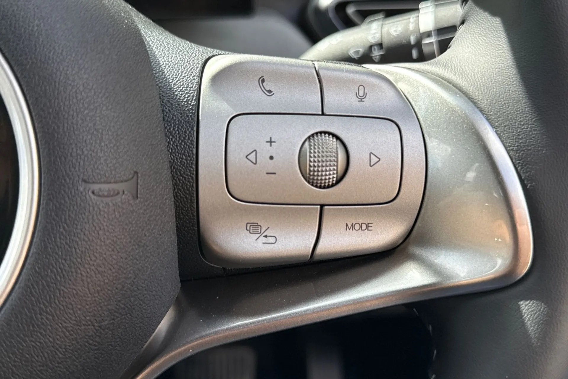 BYD DOLPHIN SURF thumbnail image number 39