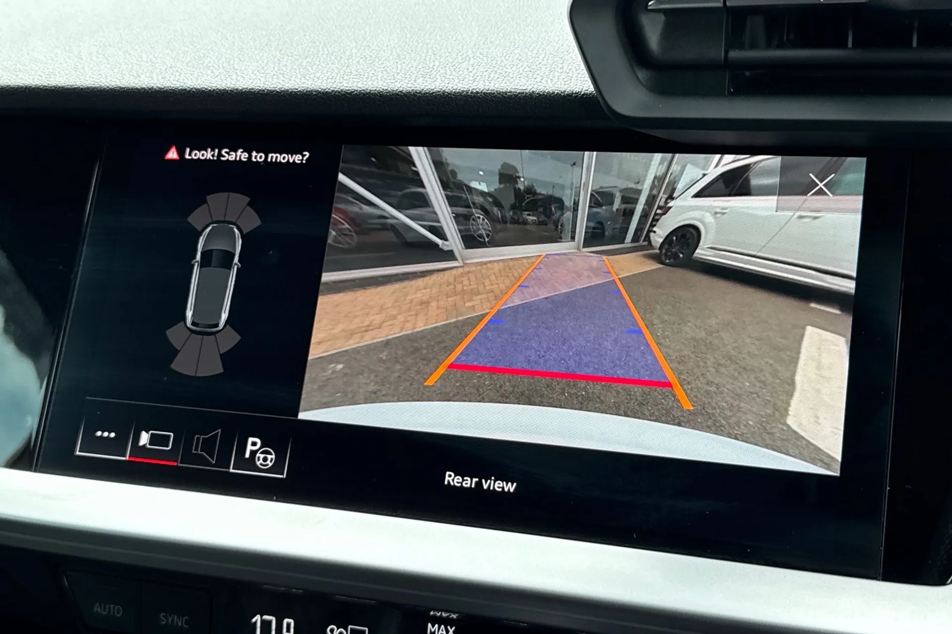 Audi A3 thumbnail image number 3