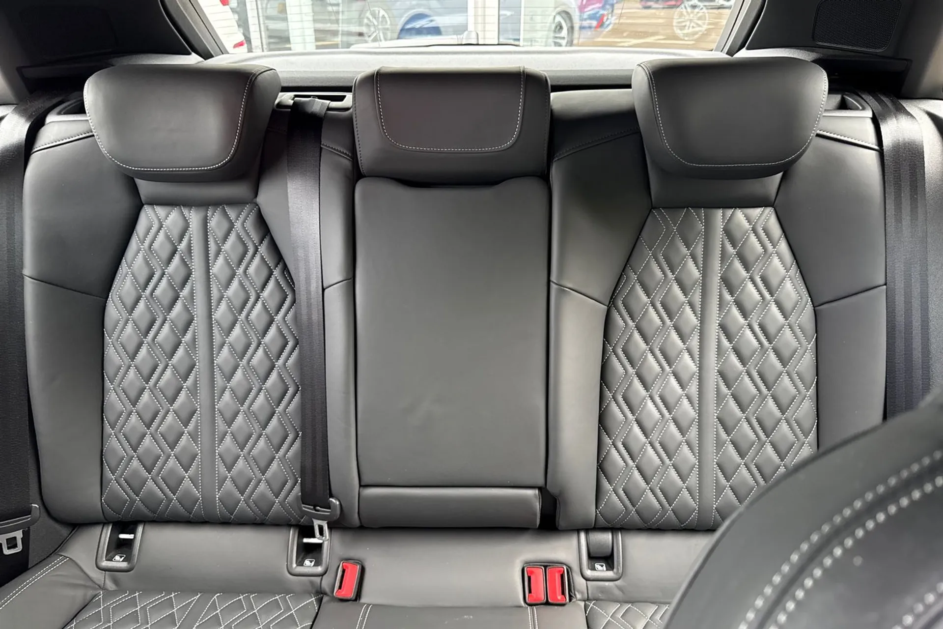 Audi A3 thumbnail image number 31