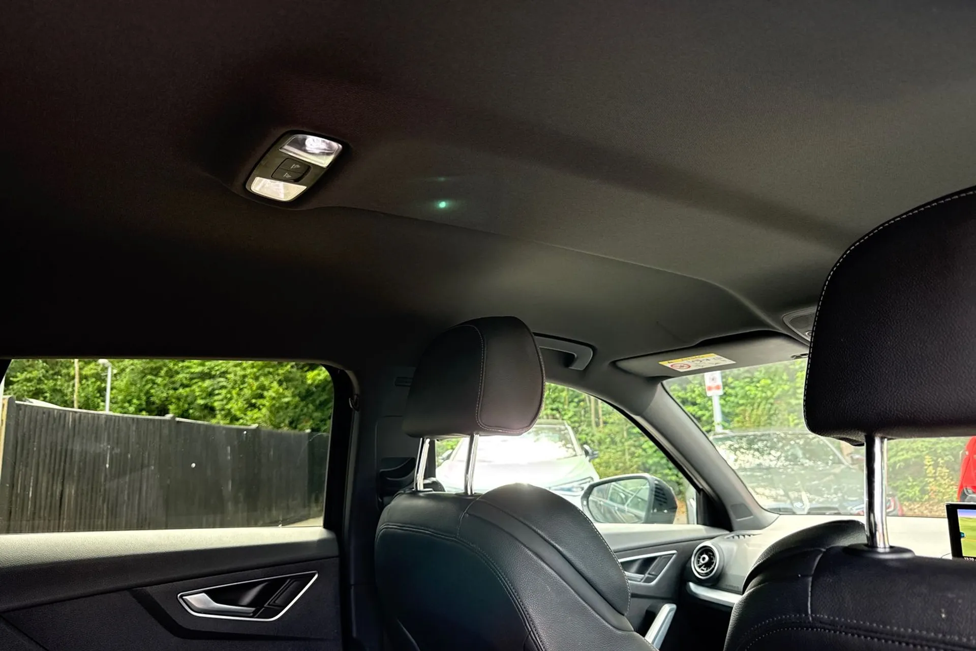Audi Q2 thumbnail image number 22