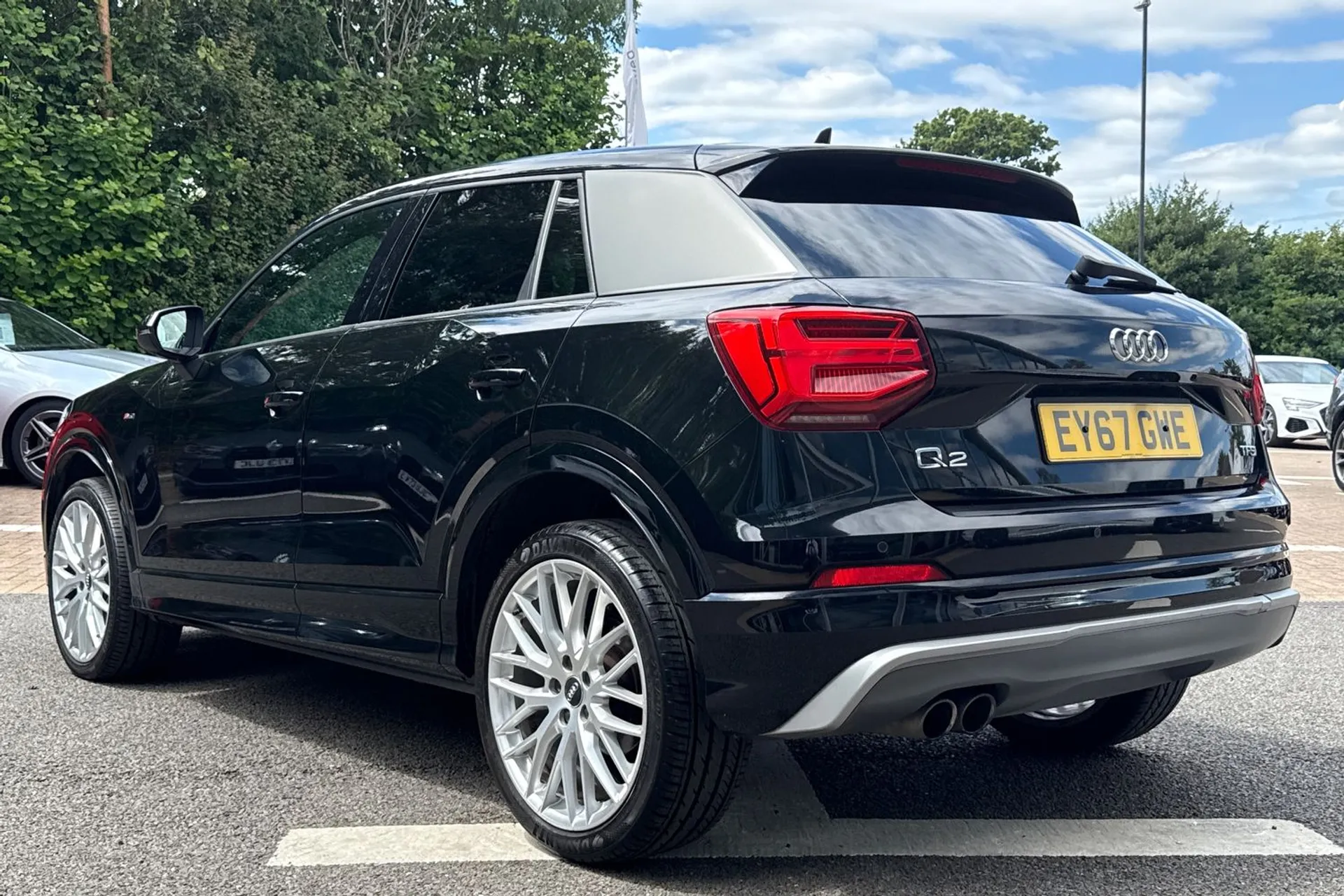 Audi Q2 thumbnail image number 8