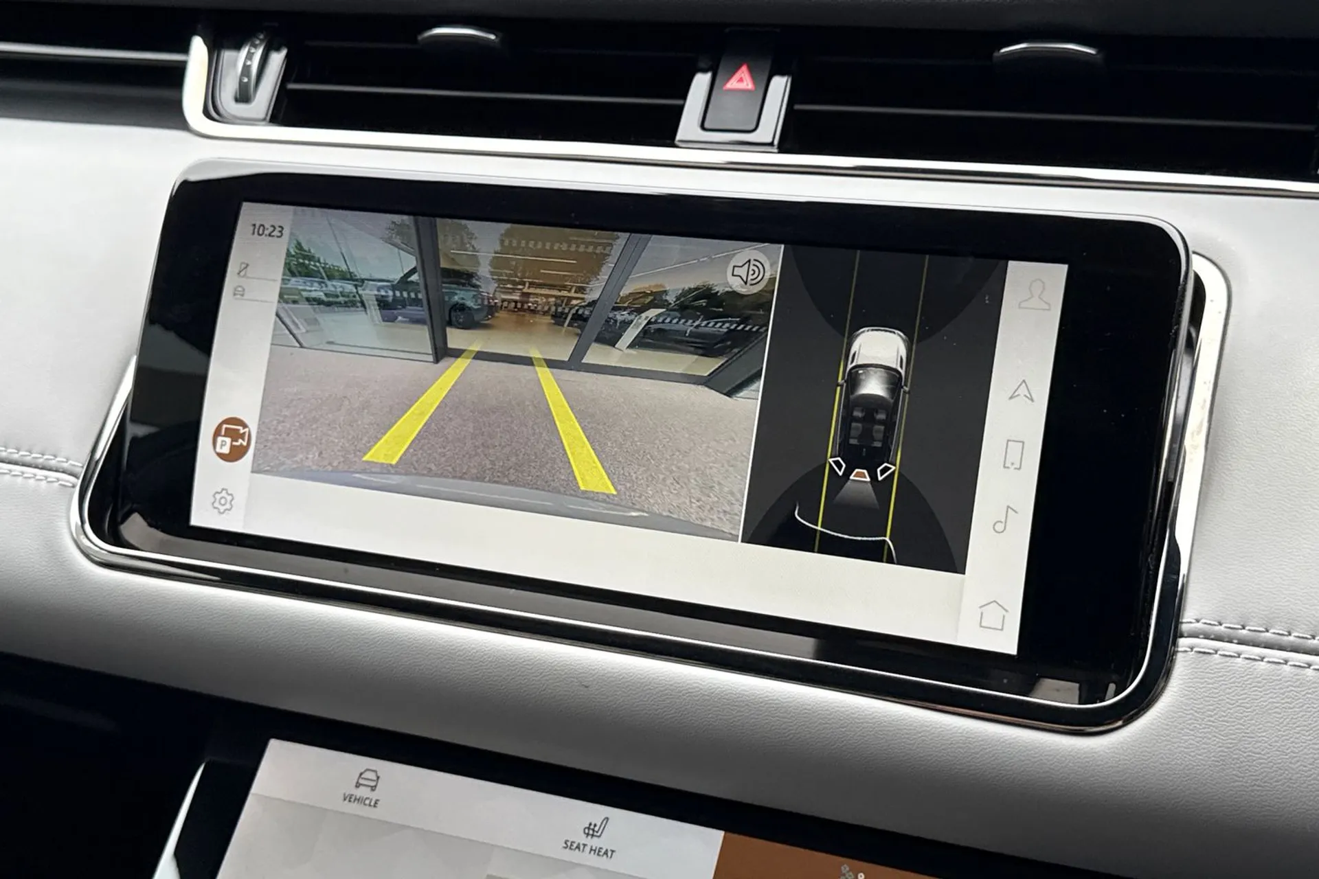 LAND ROVER RANGE ROVER EVOQUE thumbnail image number 4