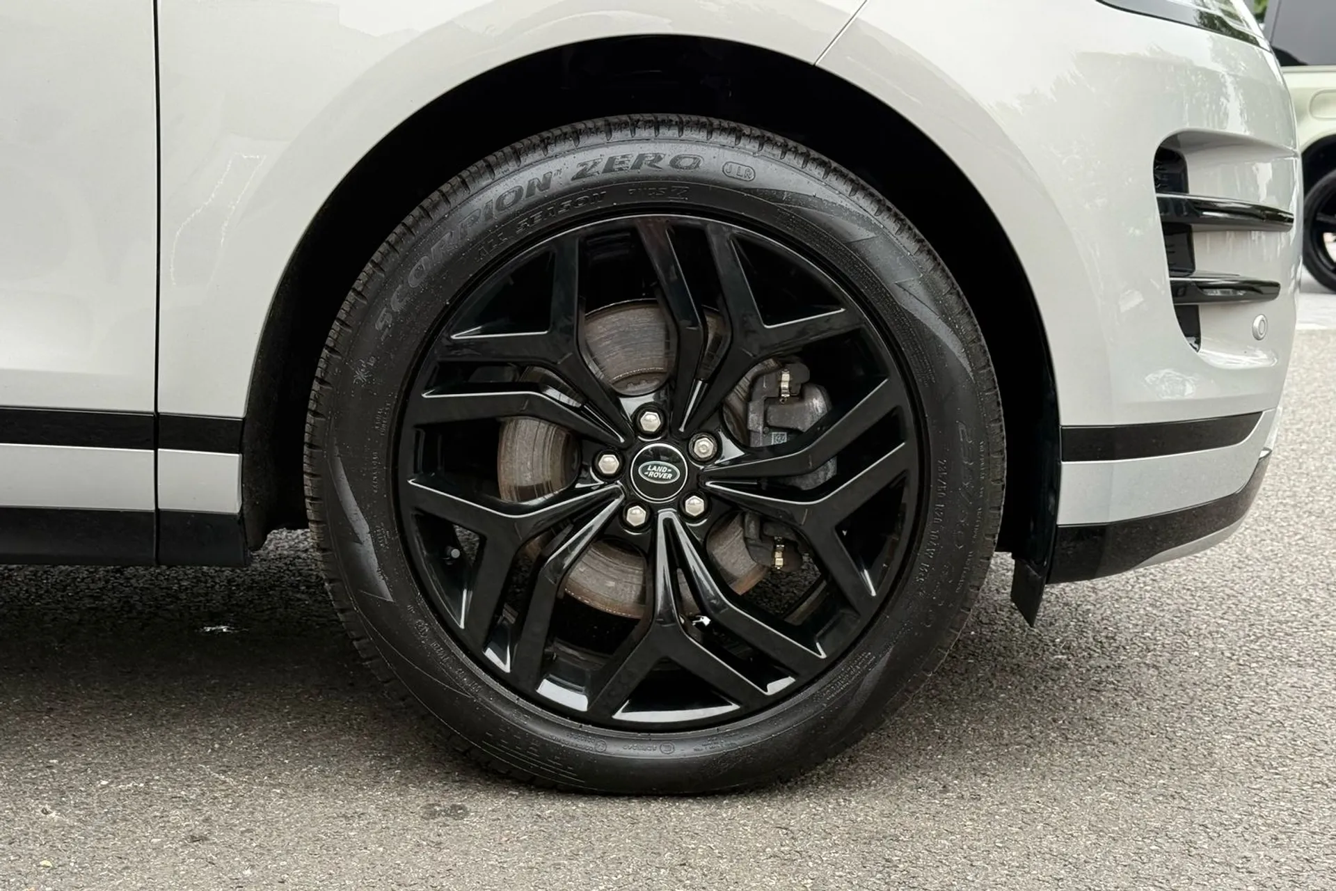 LAND ROVER RANGE ROVER EVOQUE thumbnail image number 22