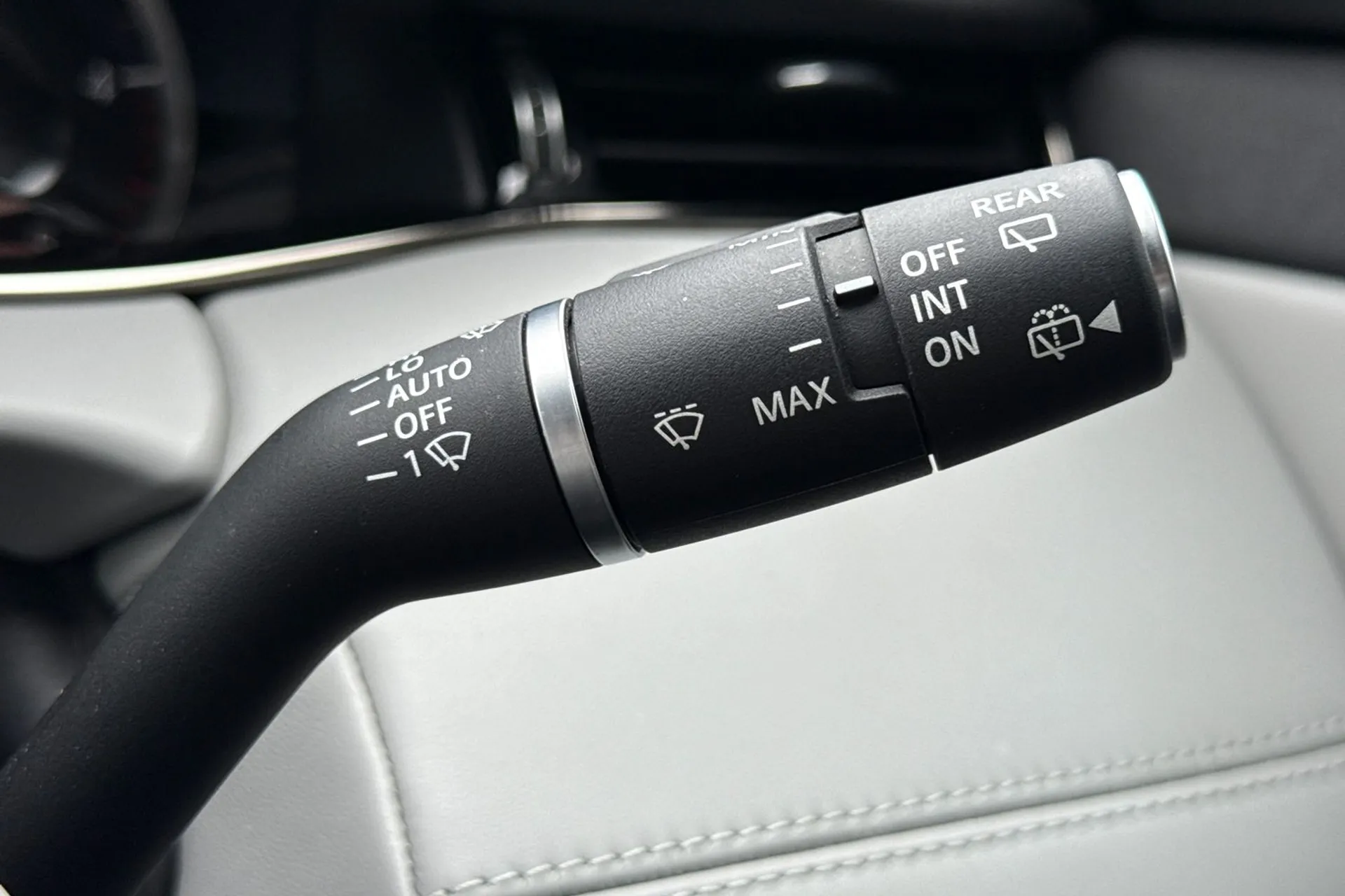 LAND ROVER RANGE ROVER EVOQUE thumbnail image number 59