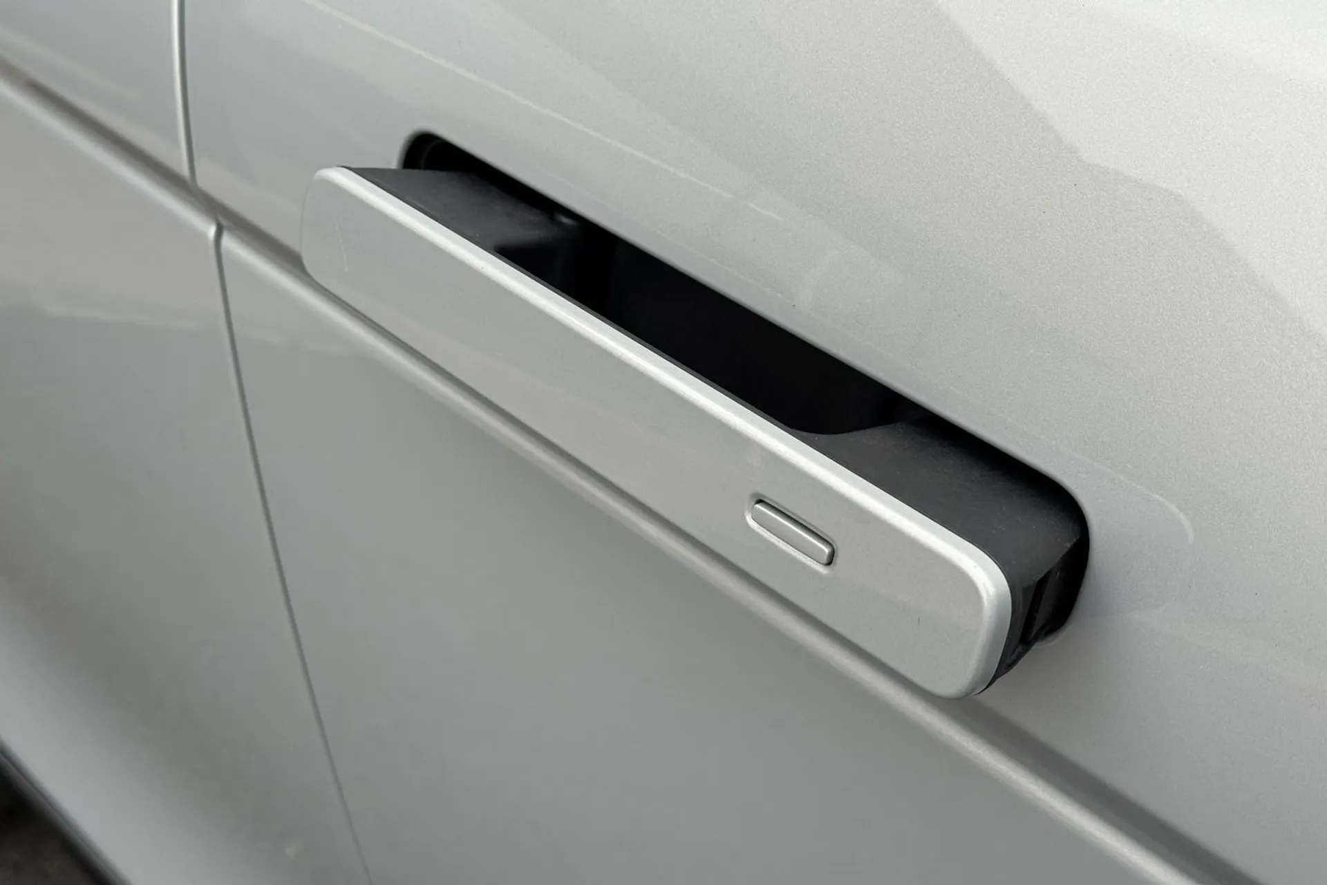 LAND ROVER RANGE ROVER EVOQUE thumbnail image number 36