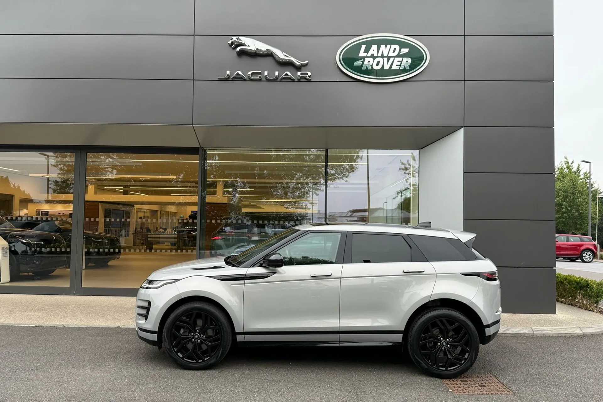 LAND ROVER RANGE ROVER EVOQUE thumbnail image number 25