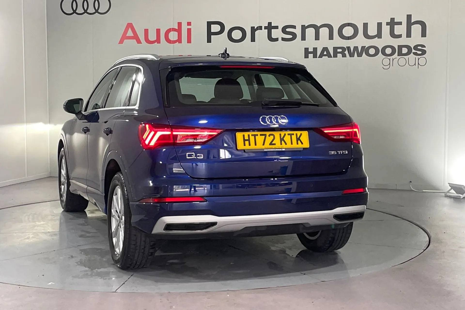 Audi Q3 thumbnail image number 8