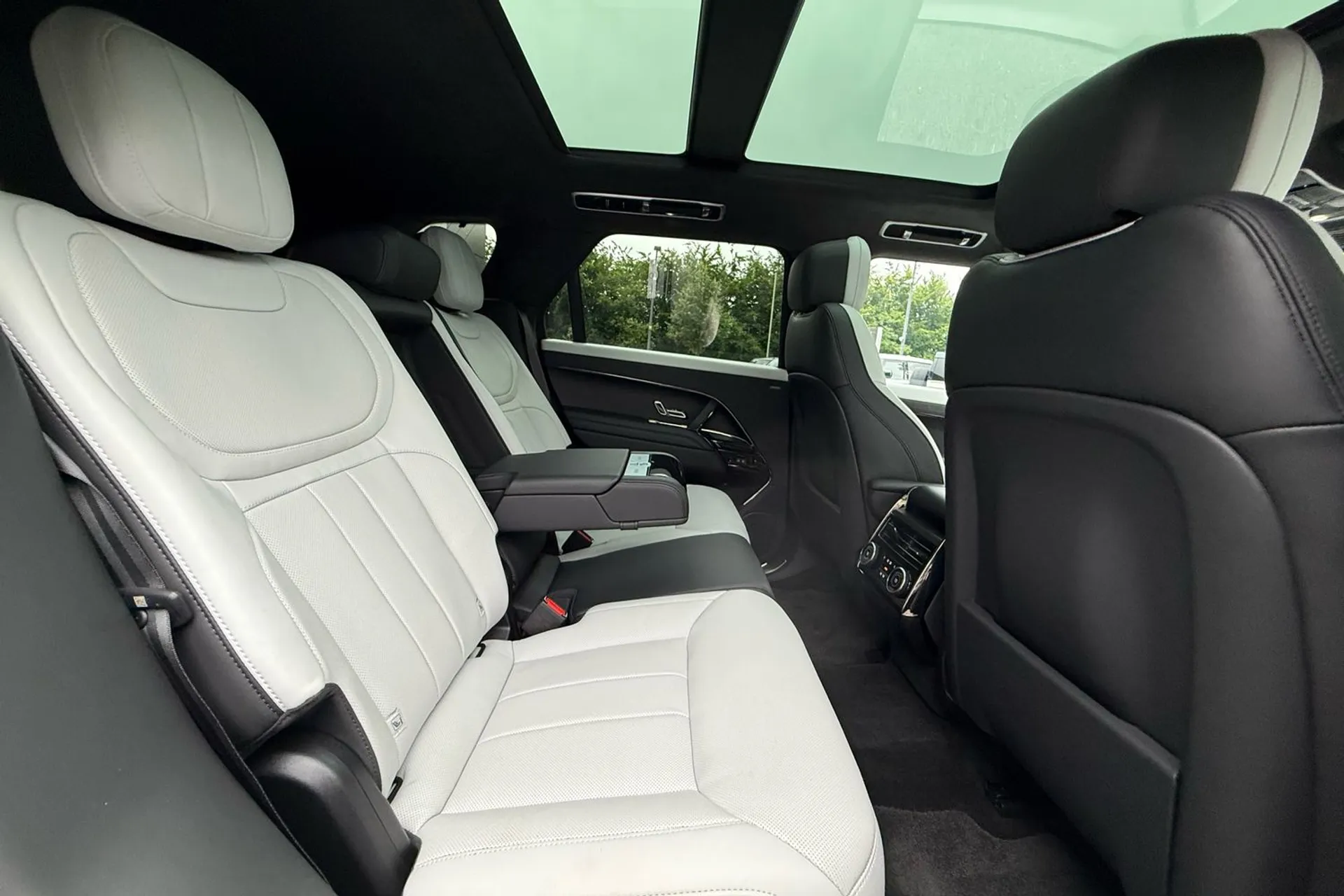 LAND ROVER RANGE ROVER SPORT thumbnail image number 47