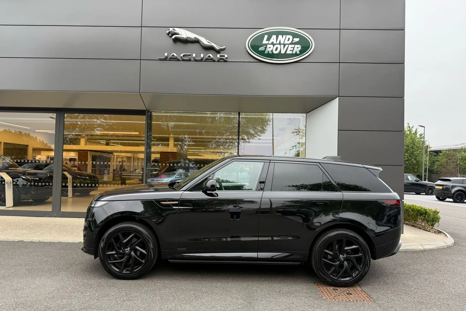 LAND ROVER RANGE ROVER SPORT thumbnail image number 28