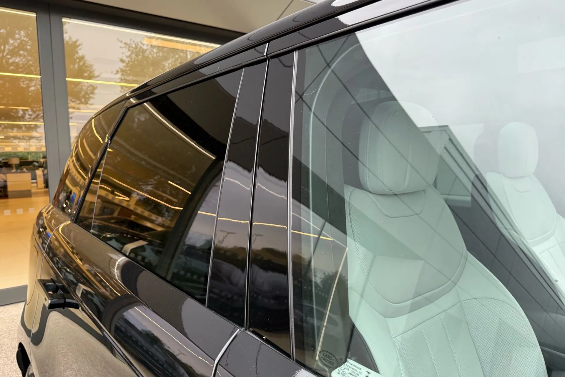 LAND ROVER RANGE ROVER SPORT thumbnail image number 26