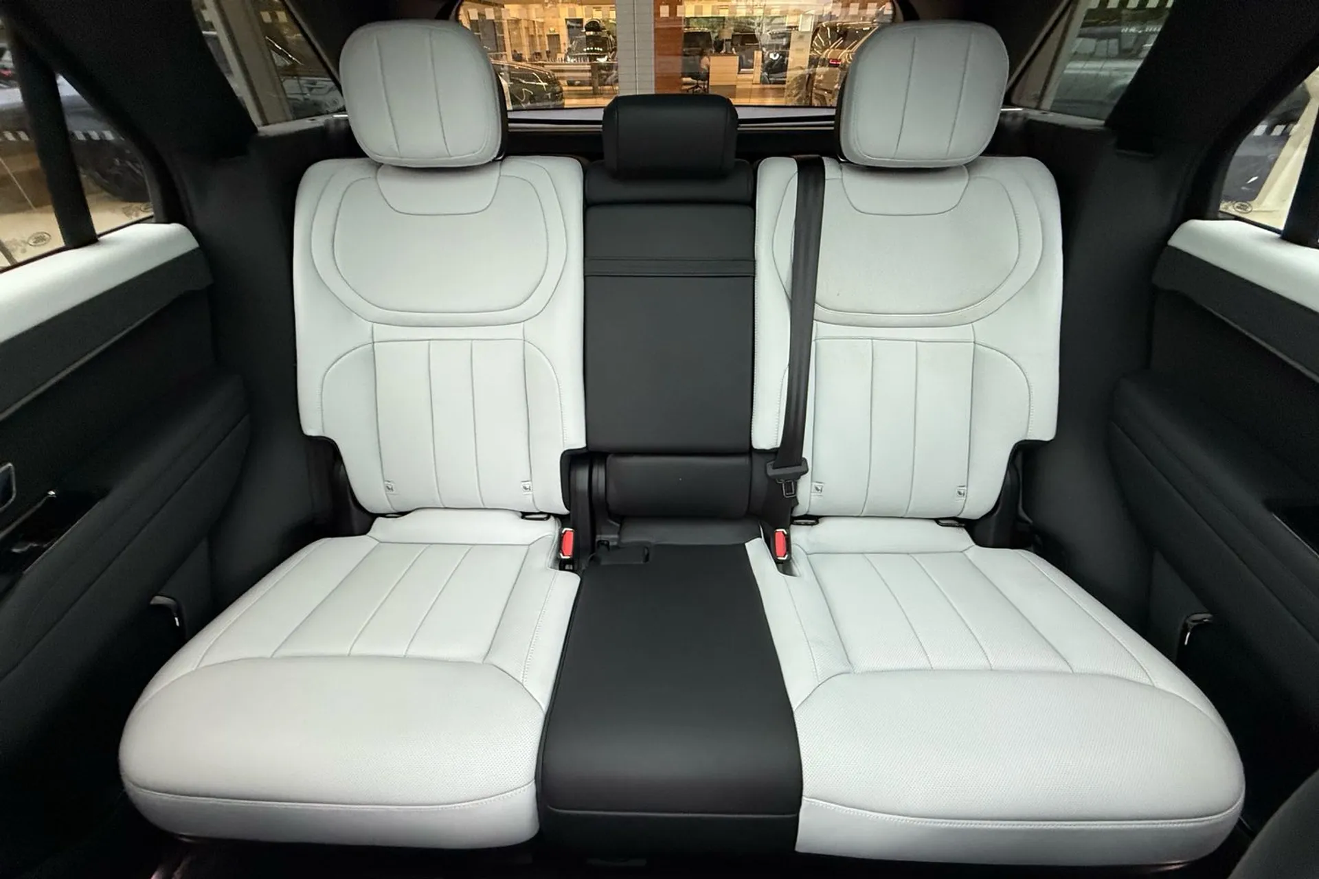 LAND ROVER RANGE ROVER SPORT thumbnail image number 11