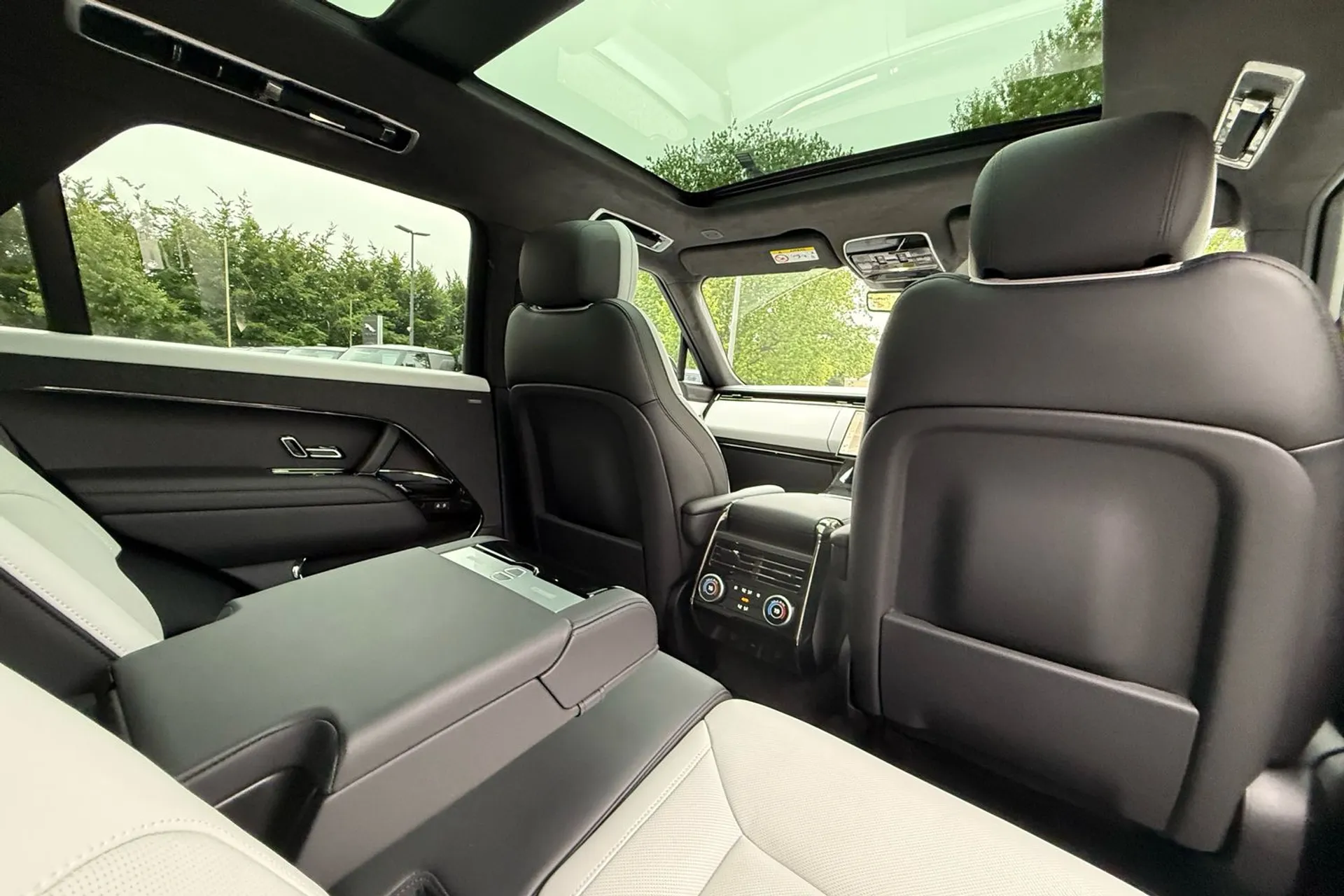 LAND ROVER RANGE ROVER SPORT thumbnail image number 49