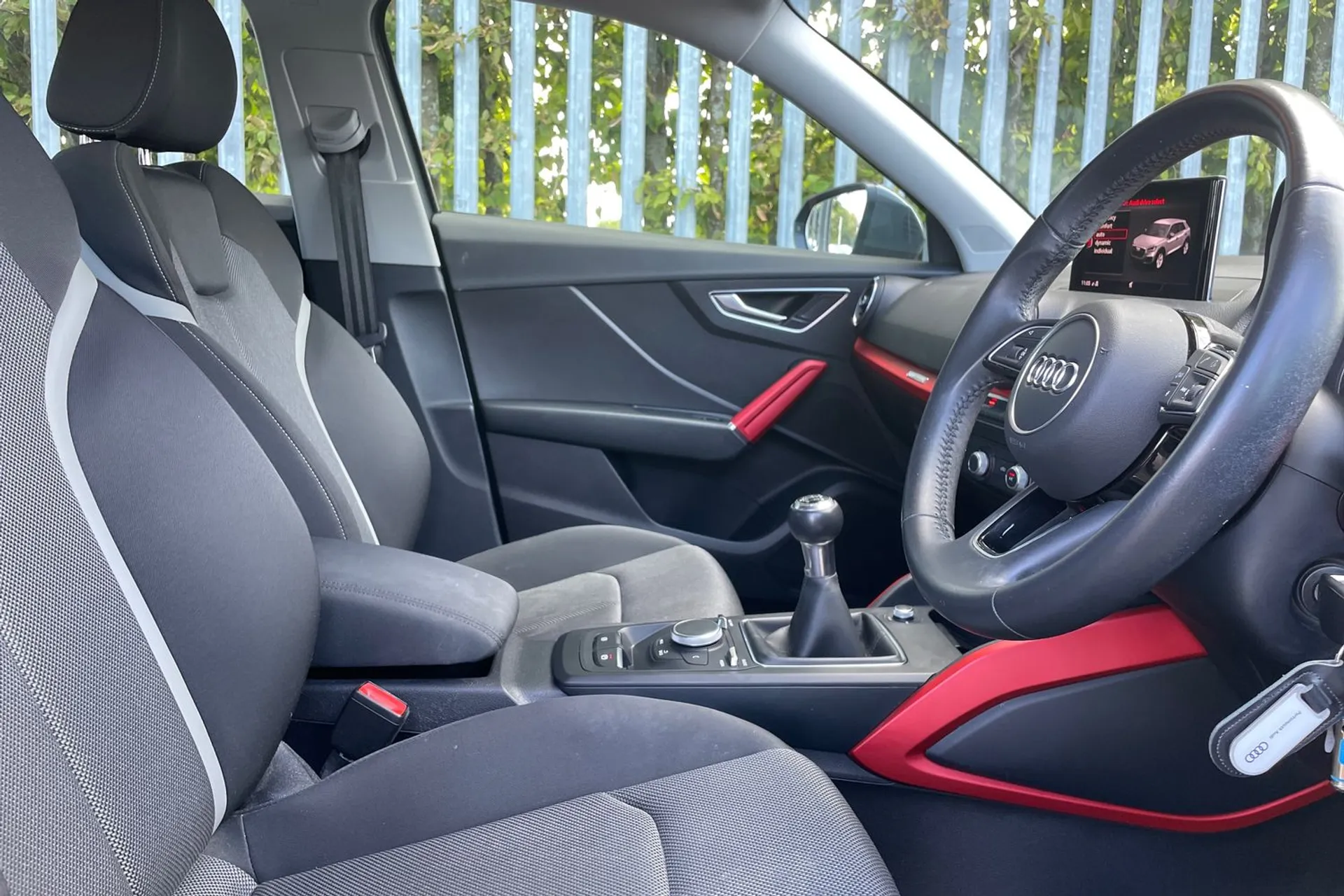 Audi Q2 thumbnail image number 26