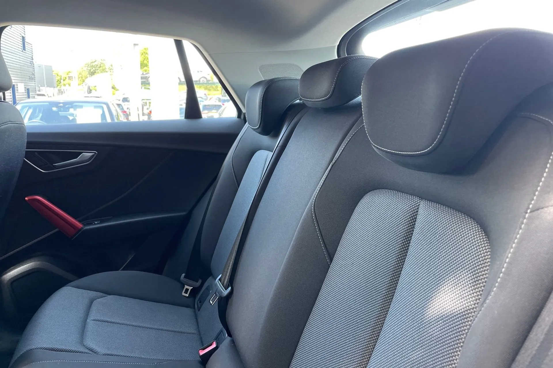 Audi Q2 thumbnail image number 34