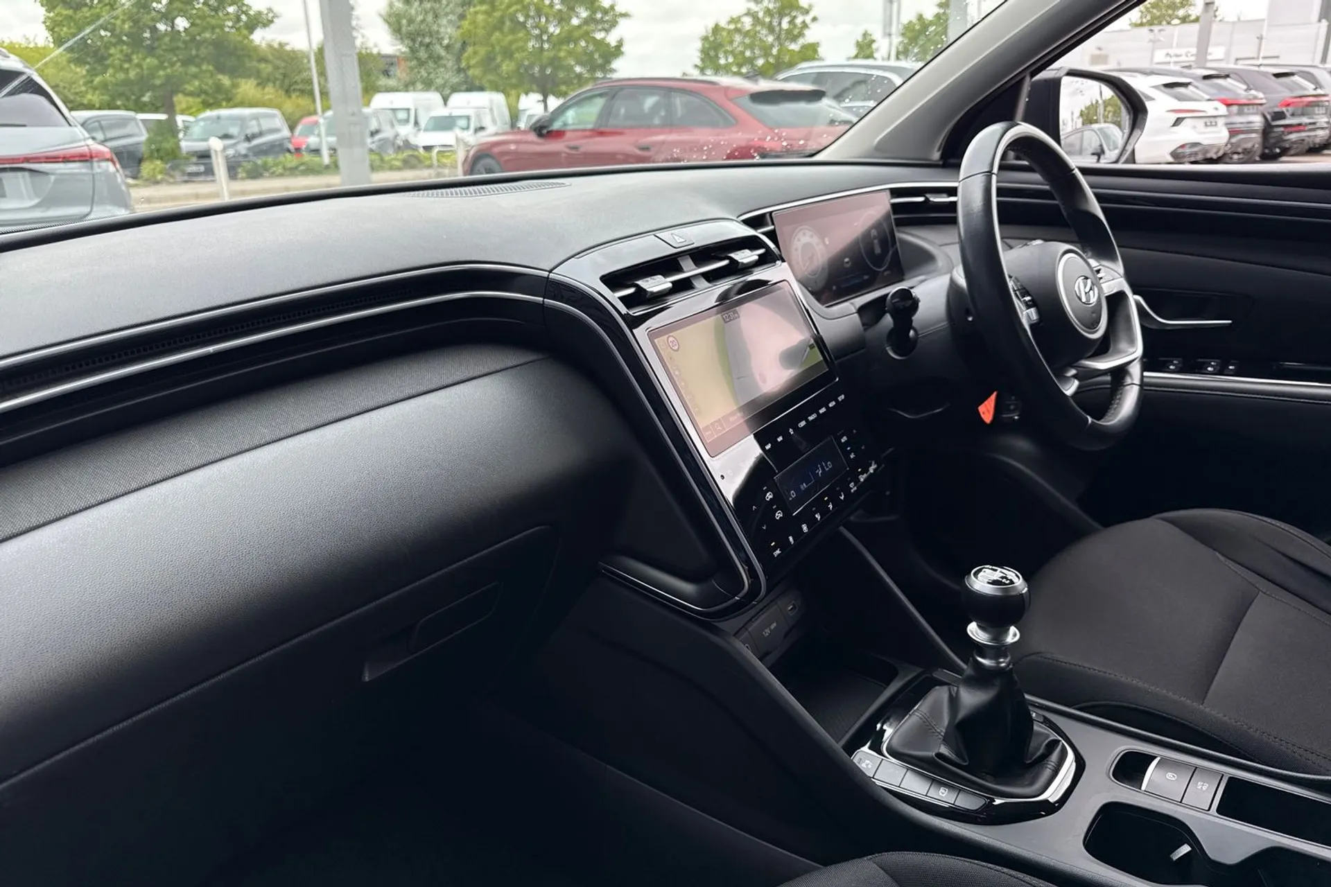 HYUNDAI TUCSON thumbnail image number 27