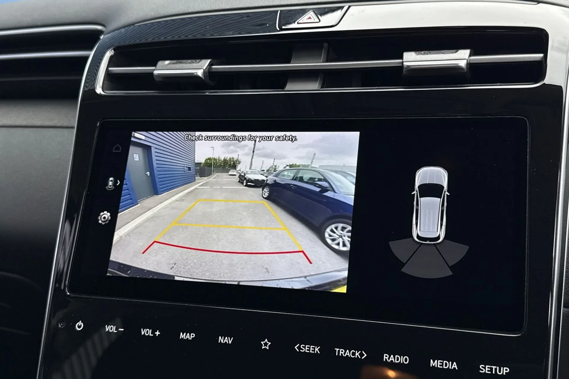 HYUNDAI TUCSON thumbnail image number 4