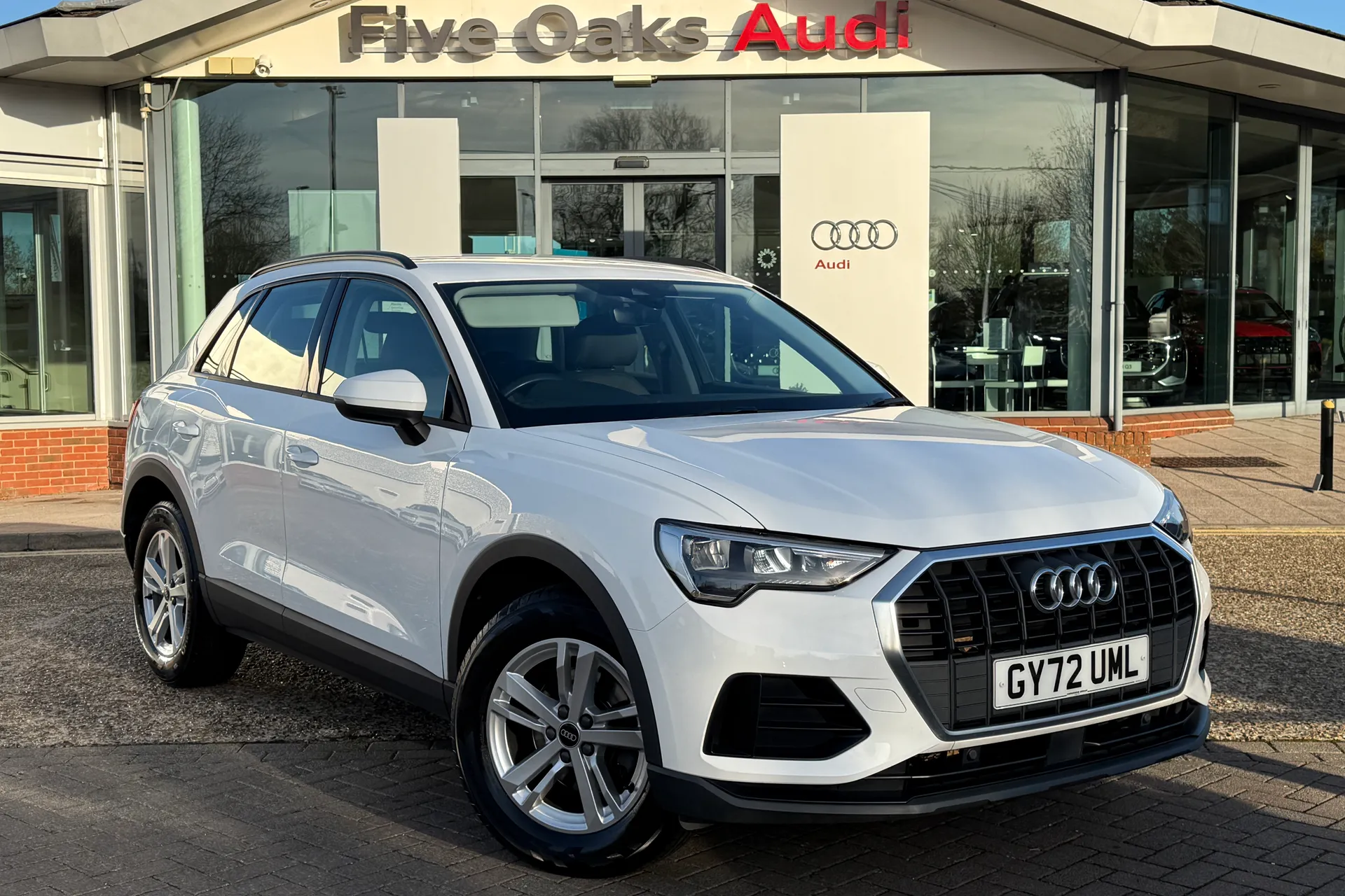 Audi Q3 focused image