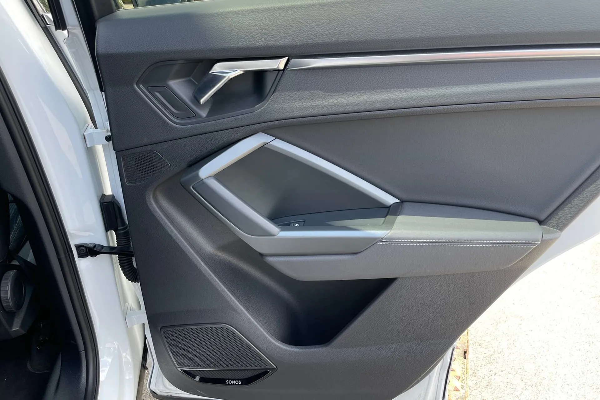 Audi Q3 thumbnail image number 52