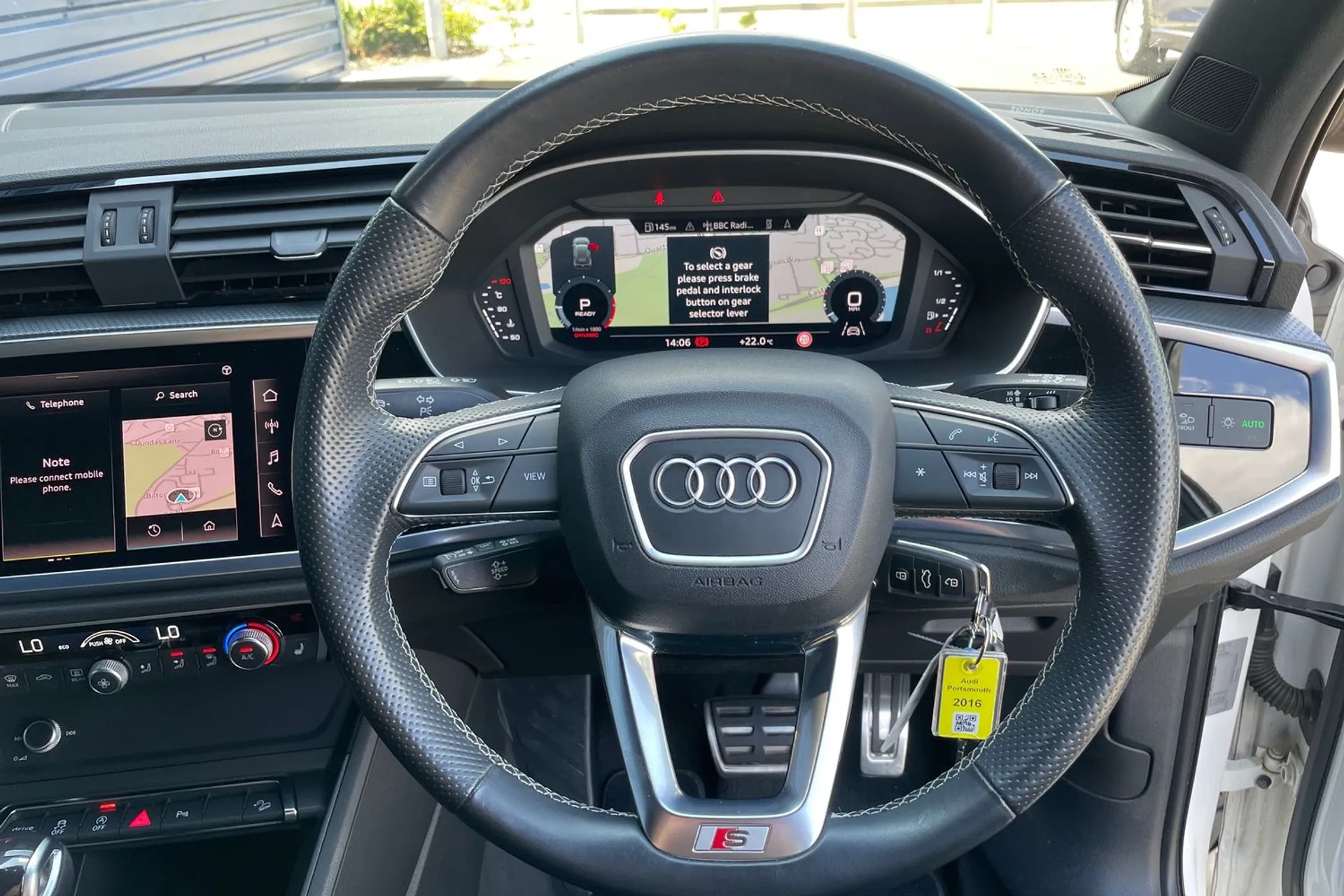 Audi Q3 thumbnail image number 37