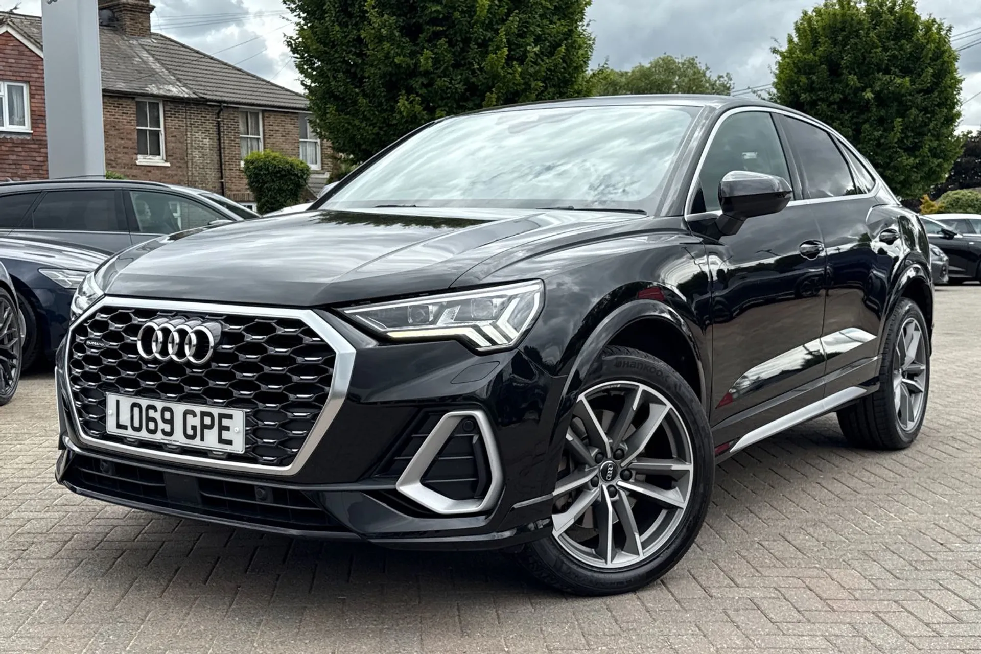 Audi Q3 thumbnail image number 27