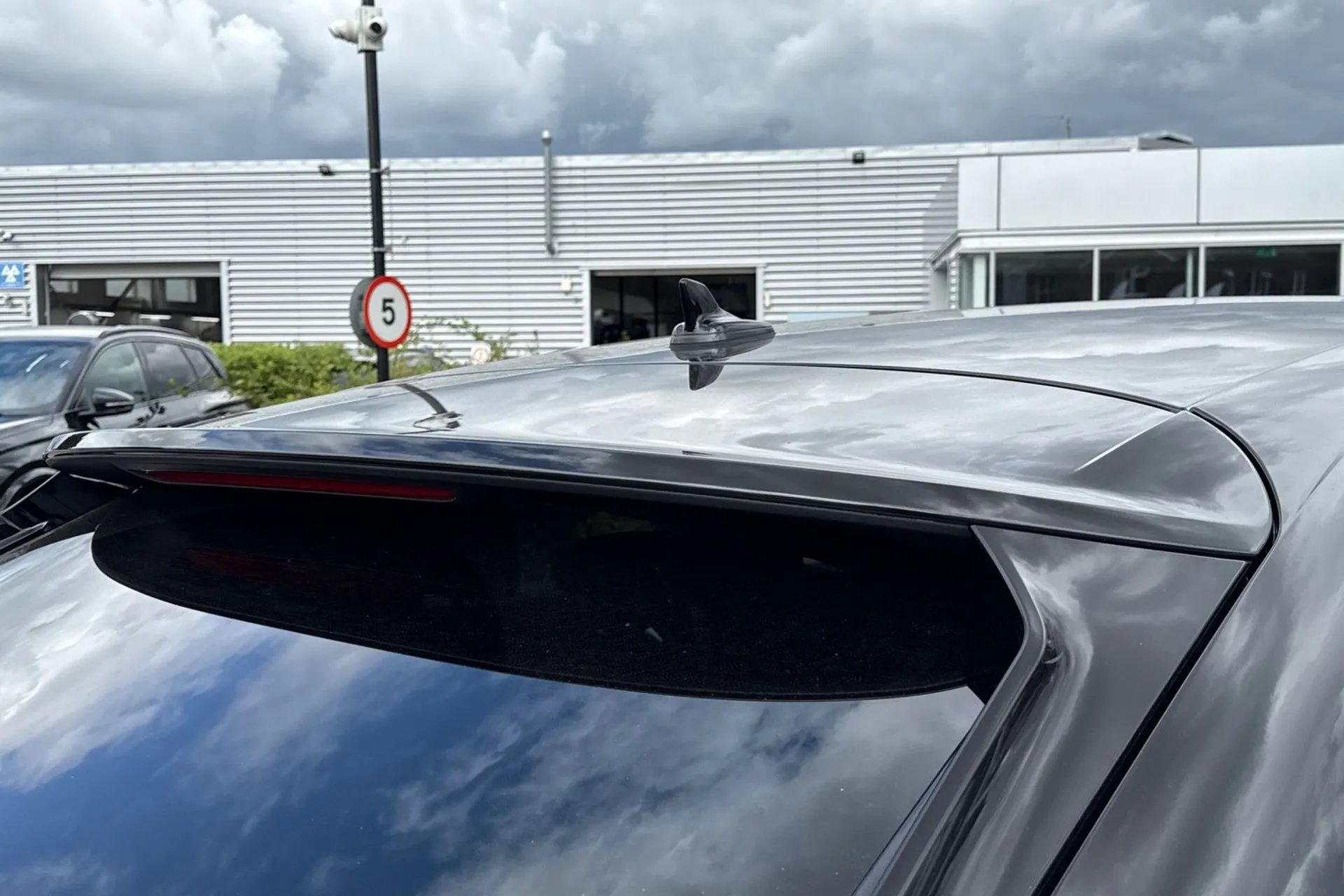Audi Q3 thumbnail image number 46