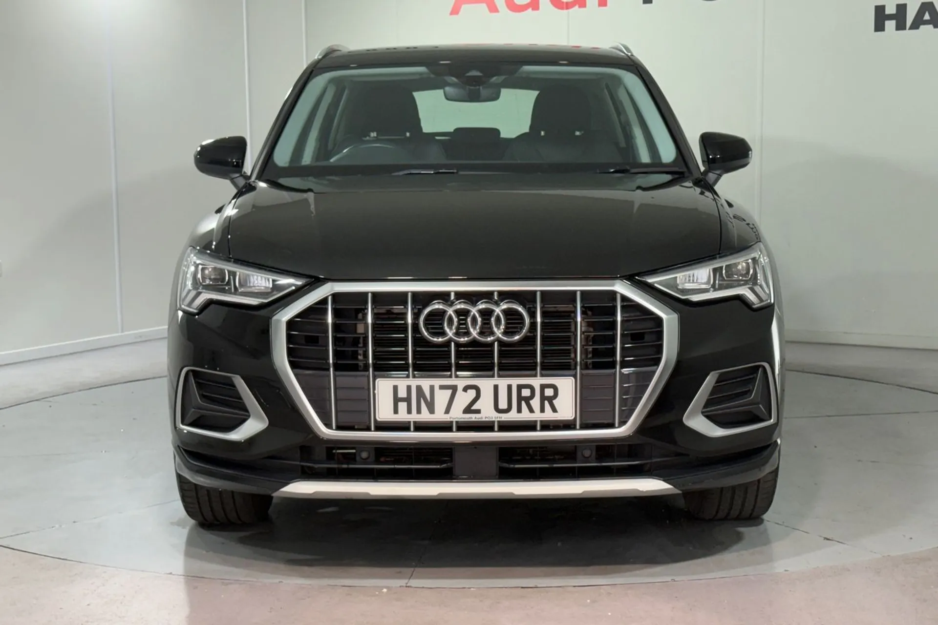 Audi Q3 thumbnail image number 6