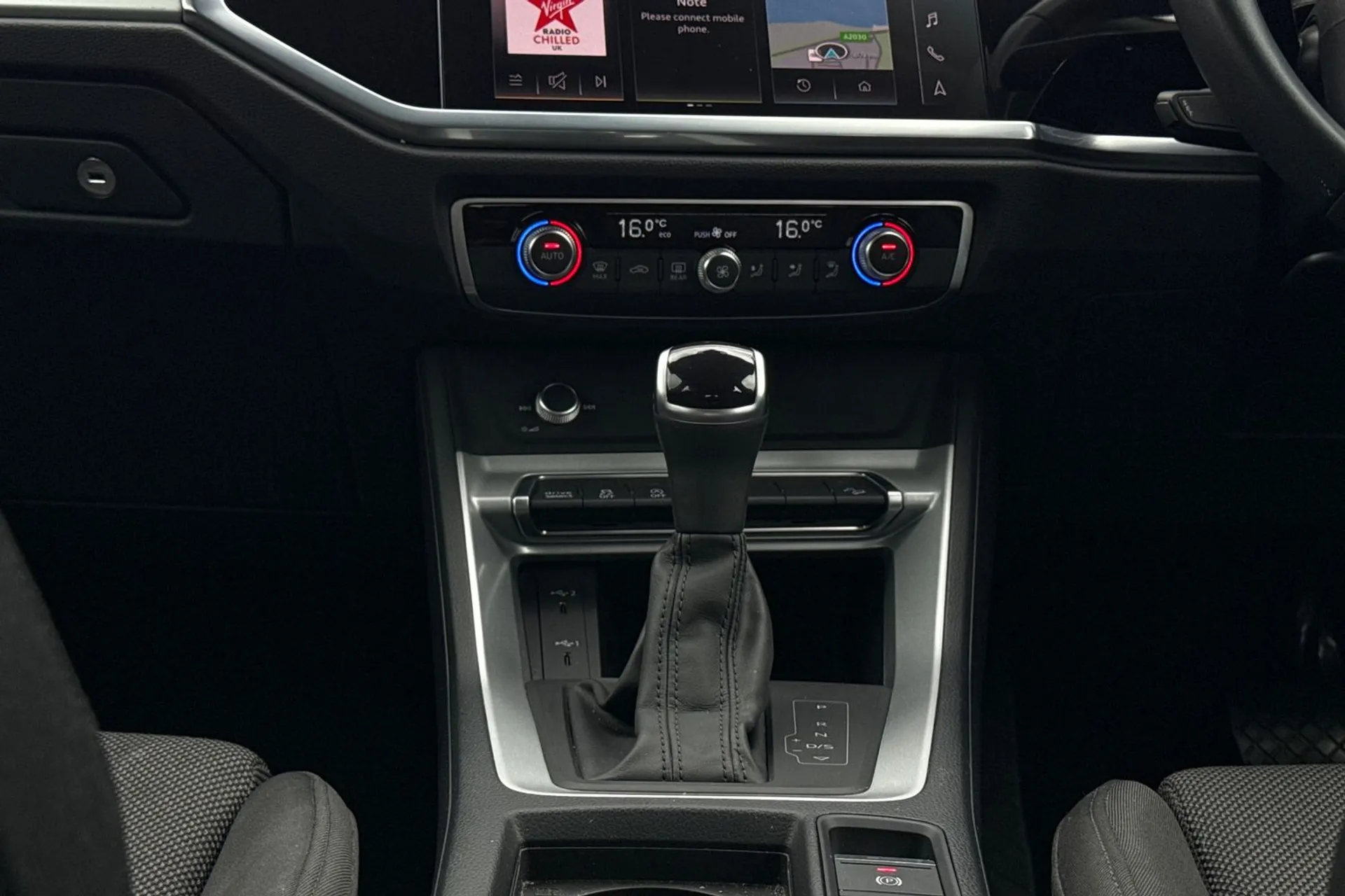 Audi Q3 thumbnail image number 40