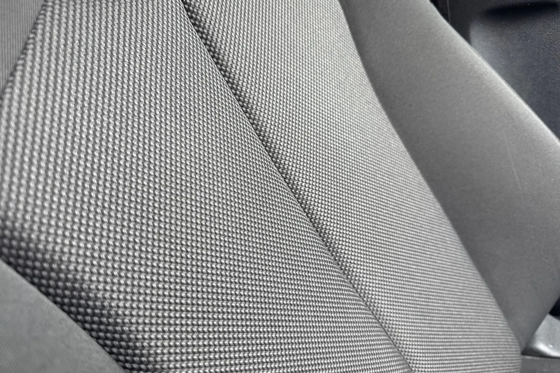 Audi Q3 thumbnail image number 45