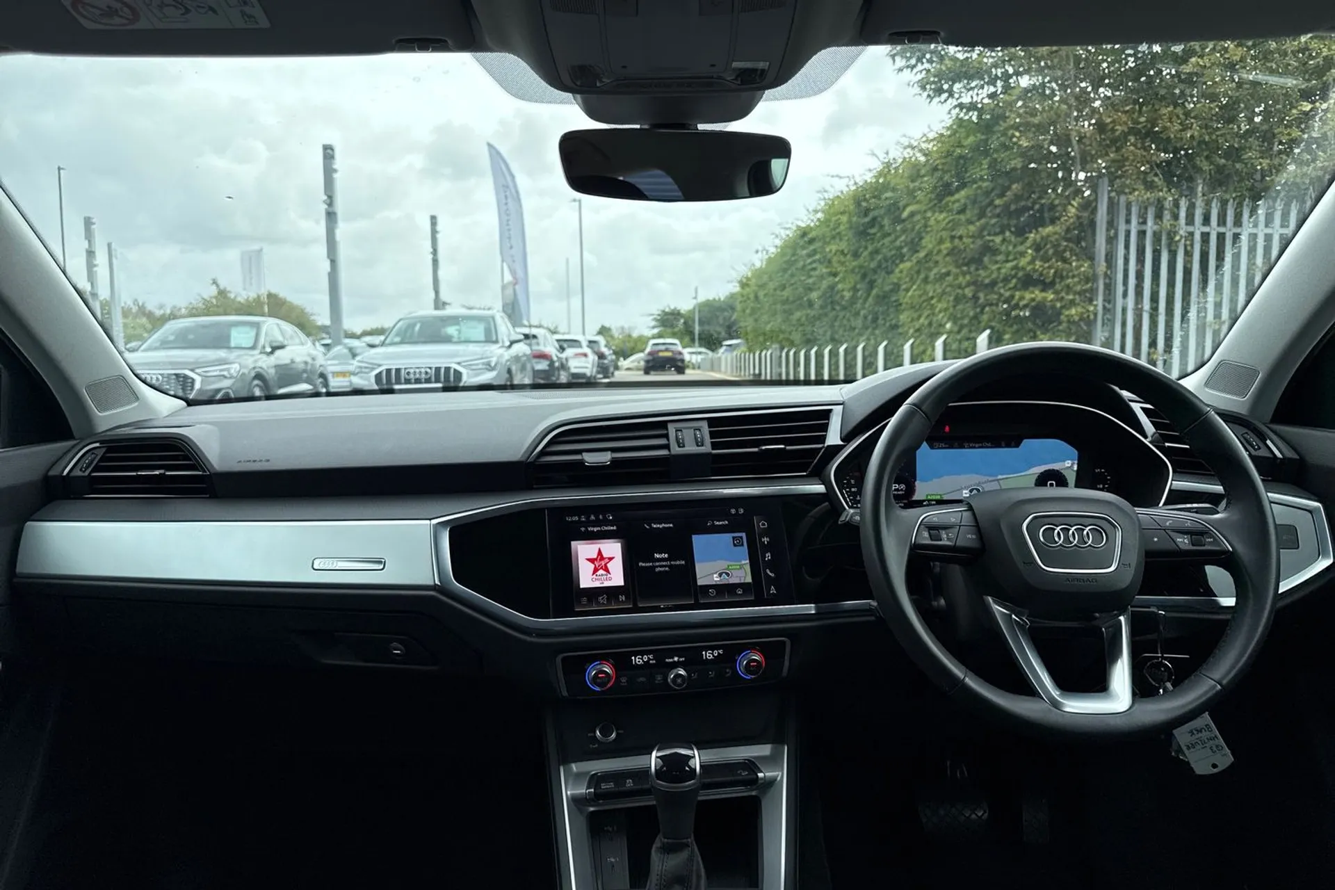 Audi Q3 thumbnail image number 3