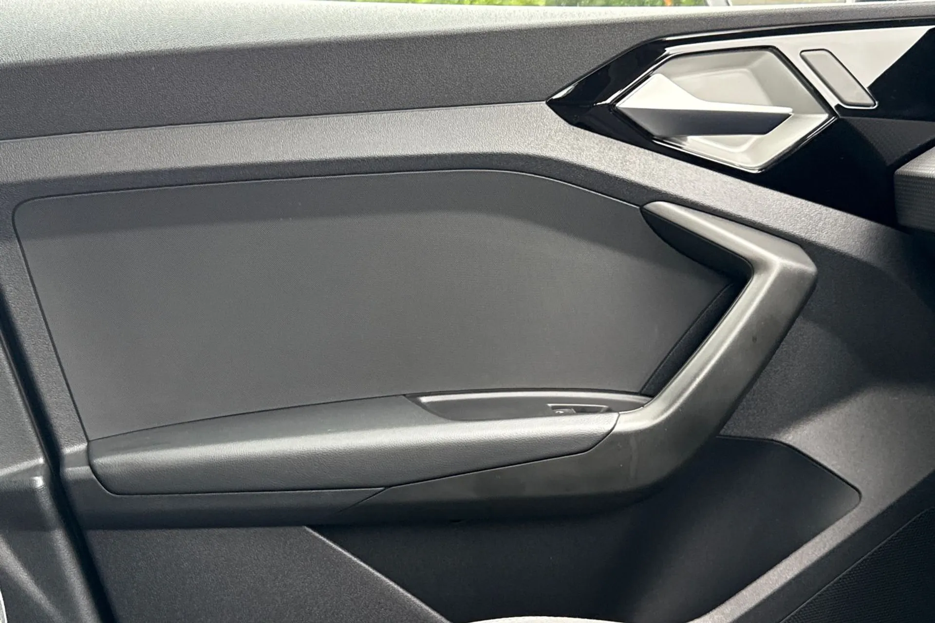 Audi A1 thumbnail image number 40