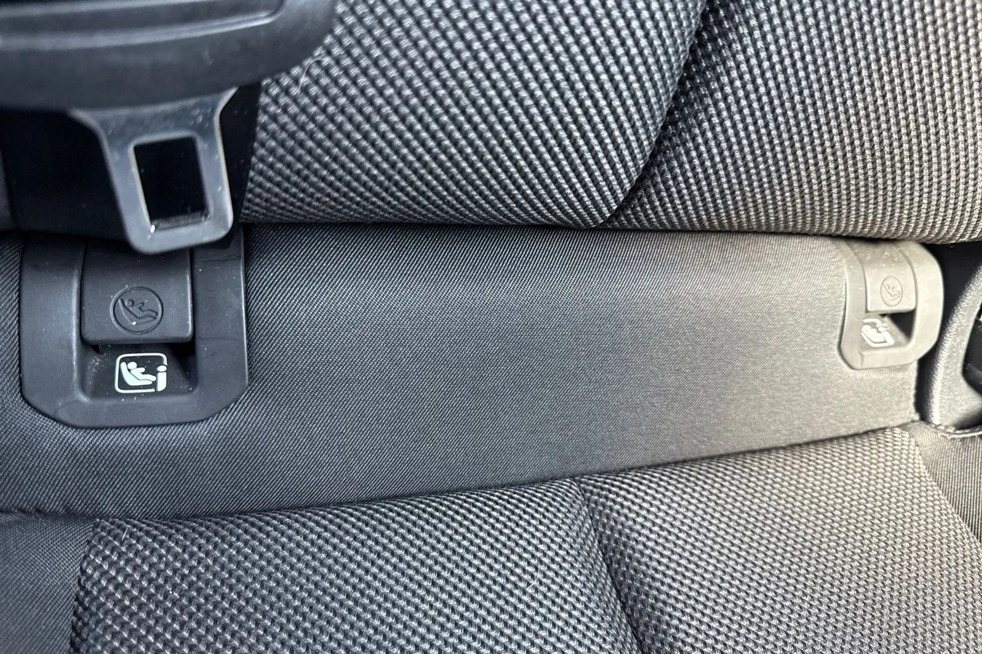 Audi Q3 thumbnail image number 23
