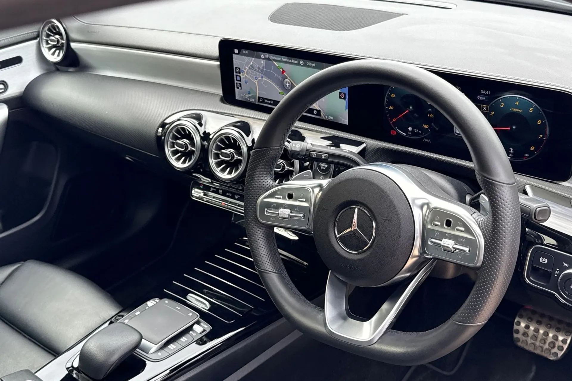 MERCEDES-BENZ CLA thumbnail image number 28