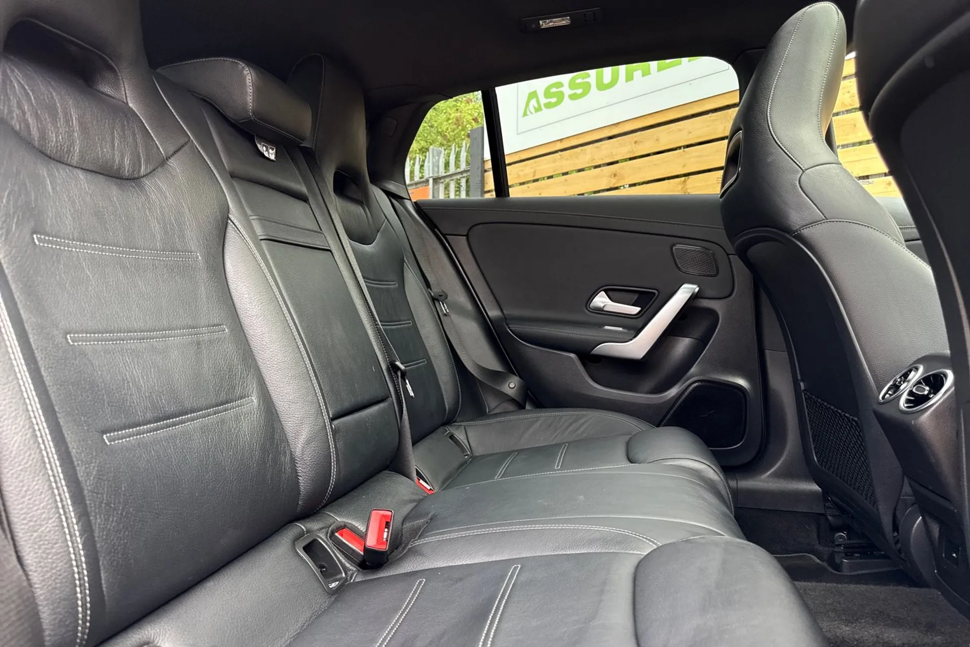 MERCEDES-BENZ CLA thumbnail image number 24