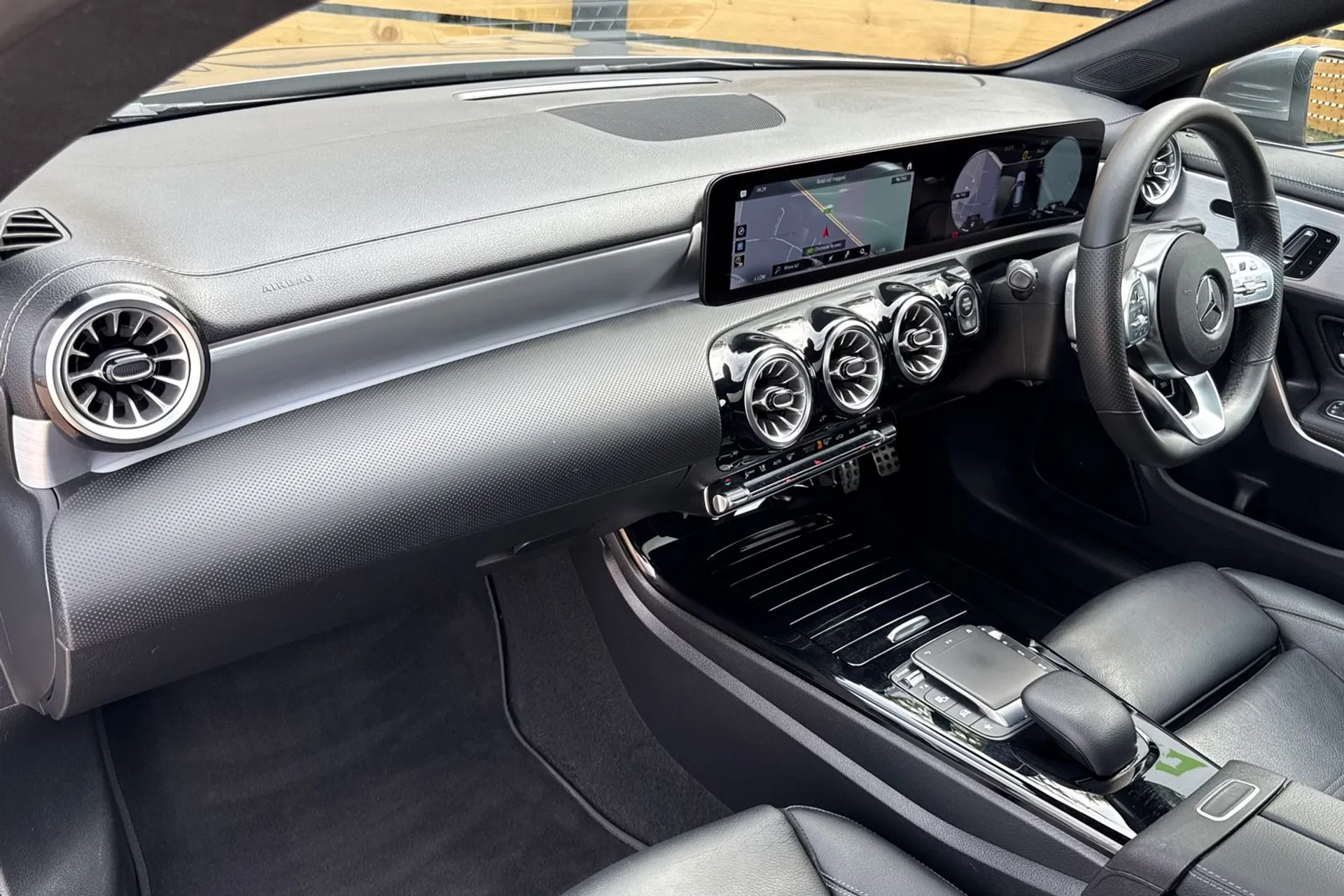 MERCEDES-BENZ CLA thumbnail image number 29