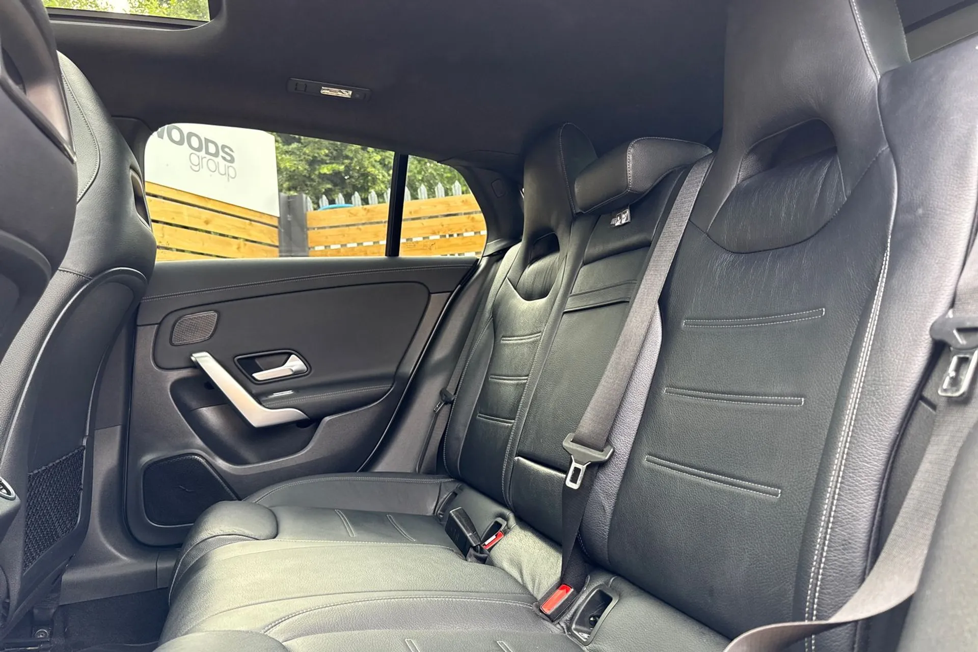 MERCEDES-BENZ CLA thumbnail image number 32