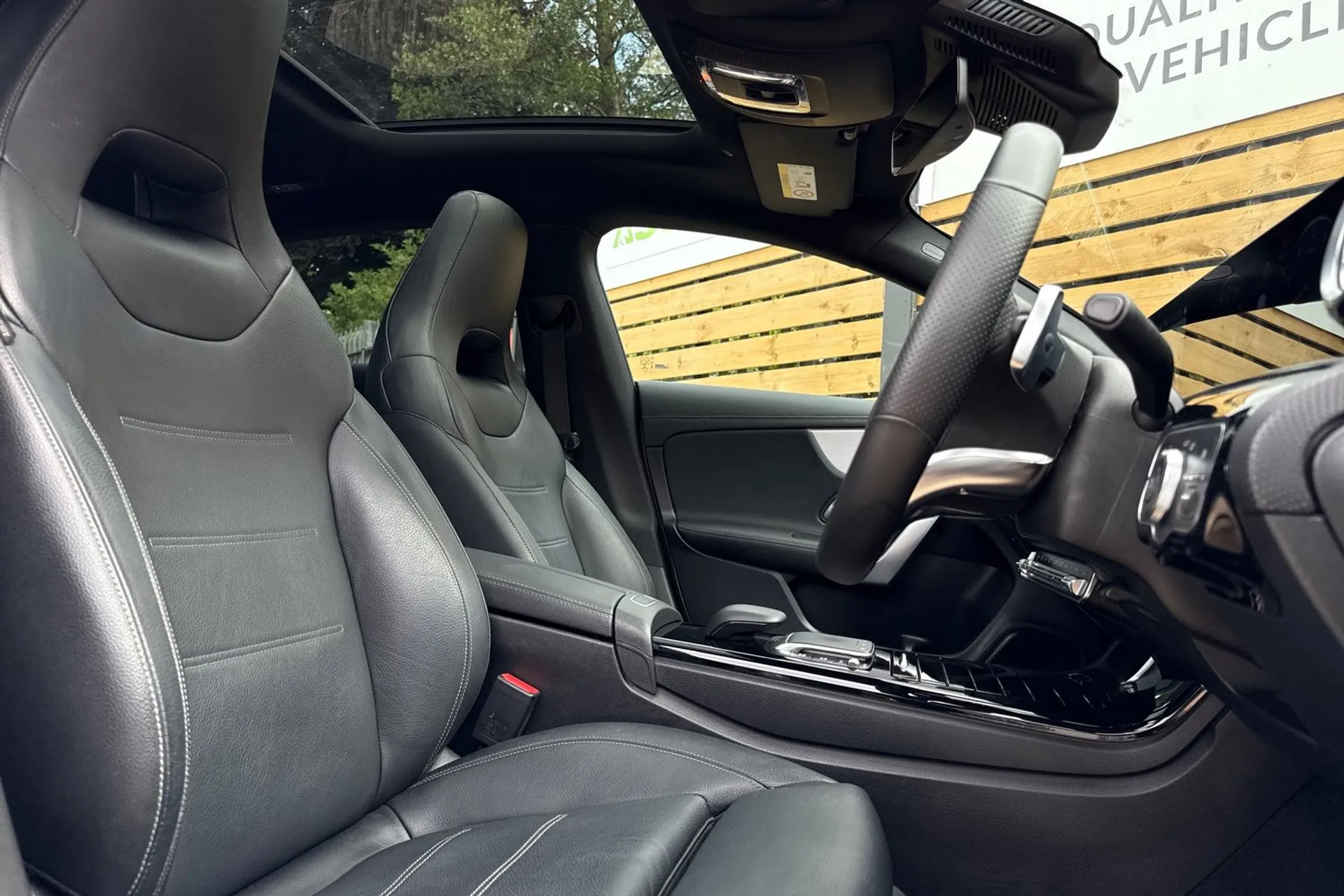 MERCEDES-BENZ CLA thumbnail image number 27