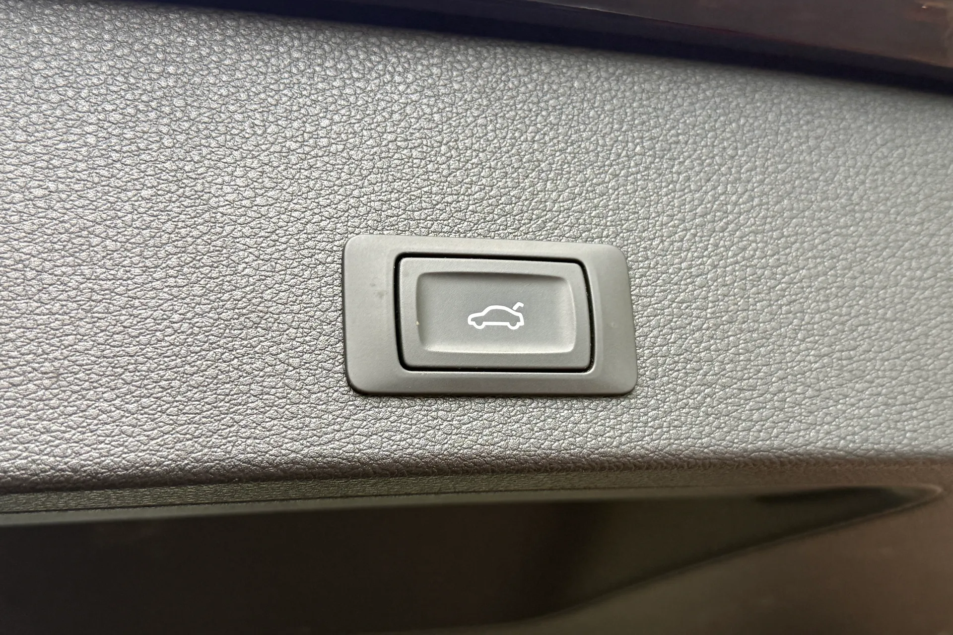 Audi Q2 thumbnail image number 49