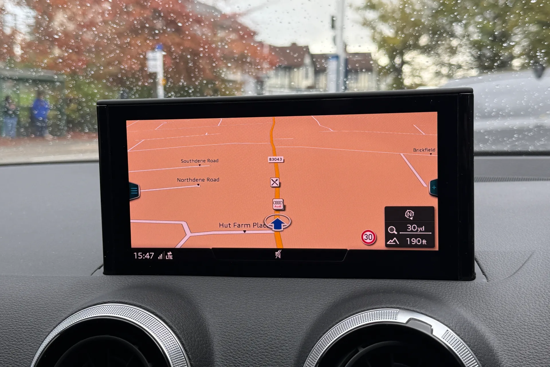 Audi Q2 thumbnail image number 4