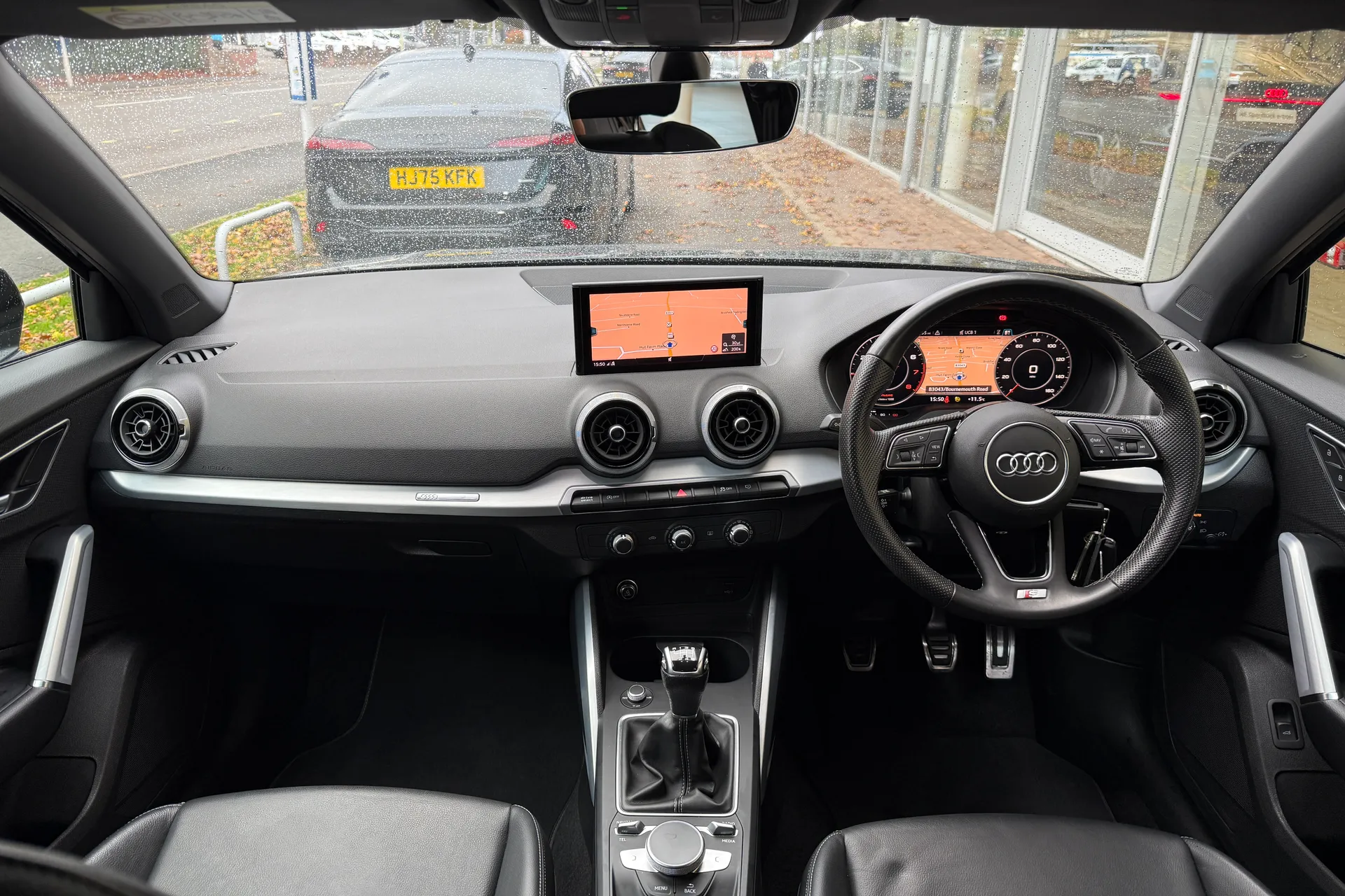 Audi Q2 thumbnail image number 3