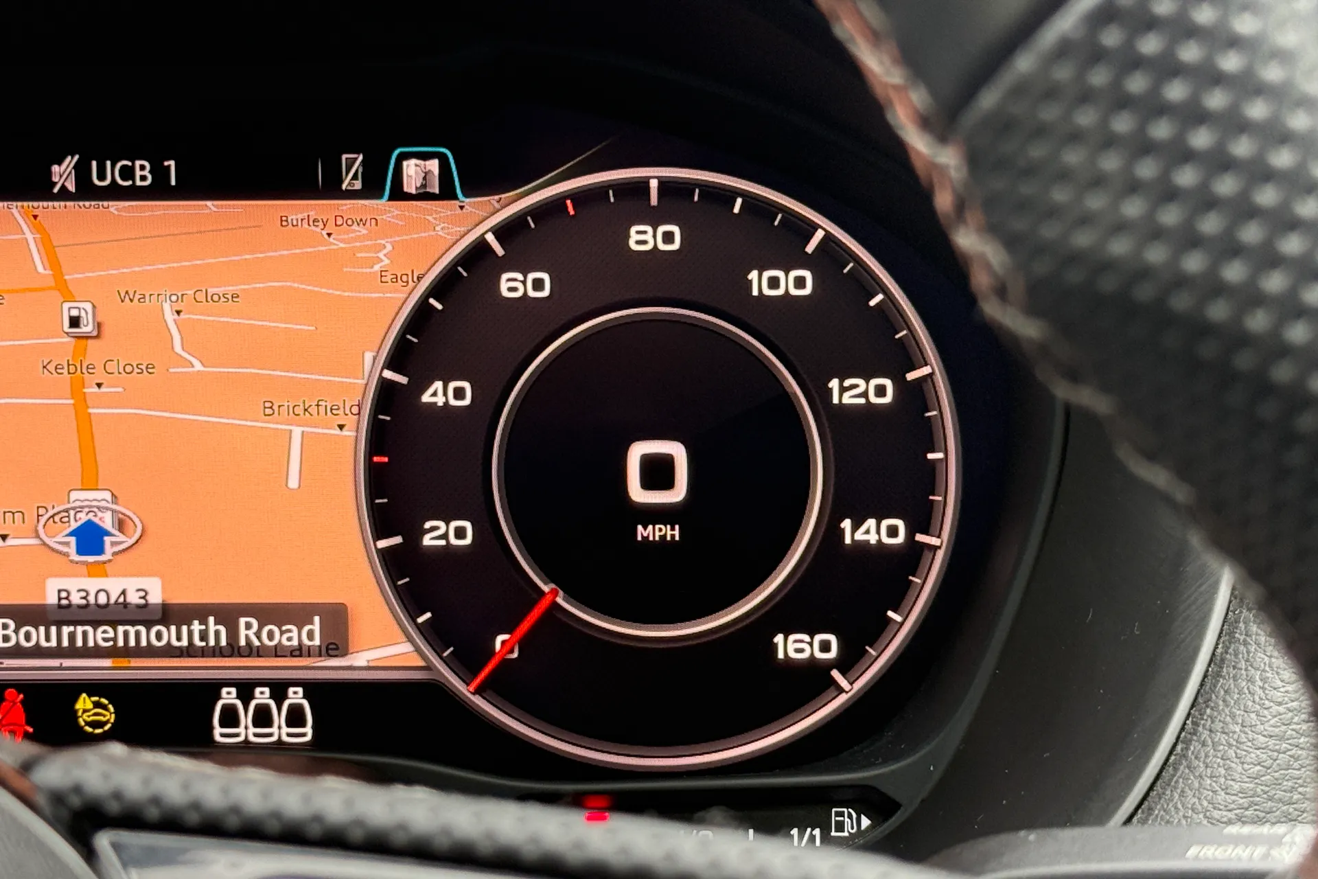 Audi Q2 thumbnail image number 10