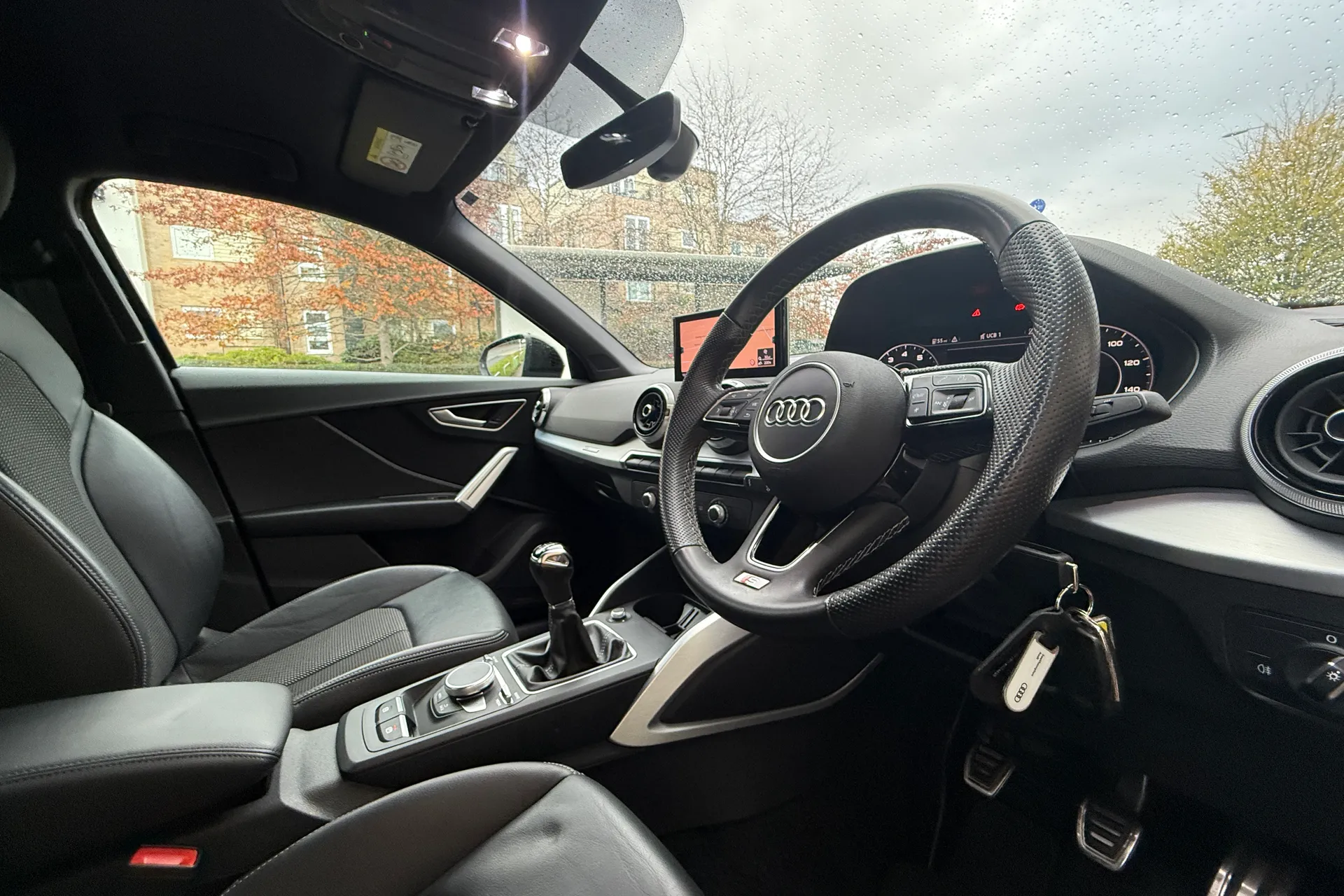 Audi Q2 thumbnail image number 9