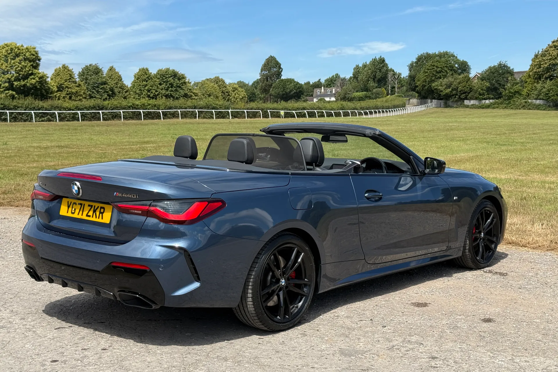 BMW 4 SERIES thumbnail image number 28